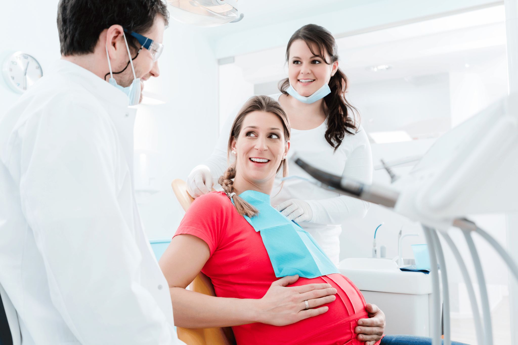 Visiting the Dentist While Pregnant: What to Expect