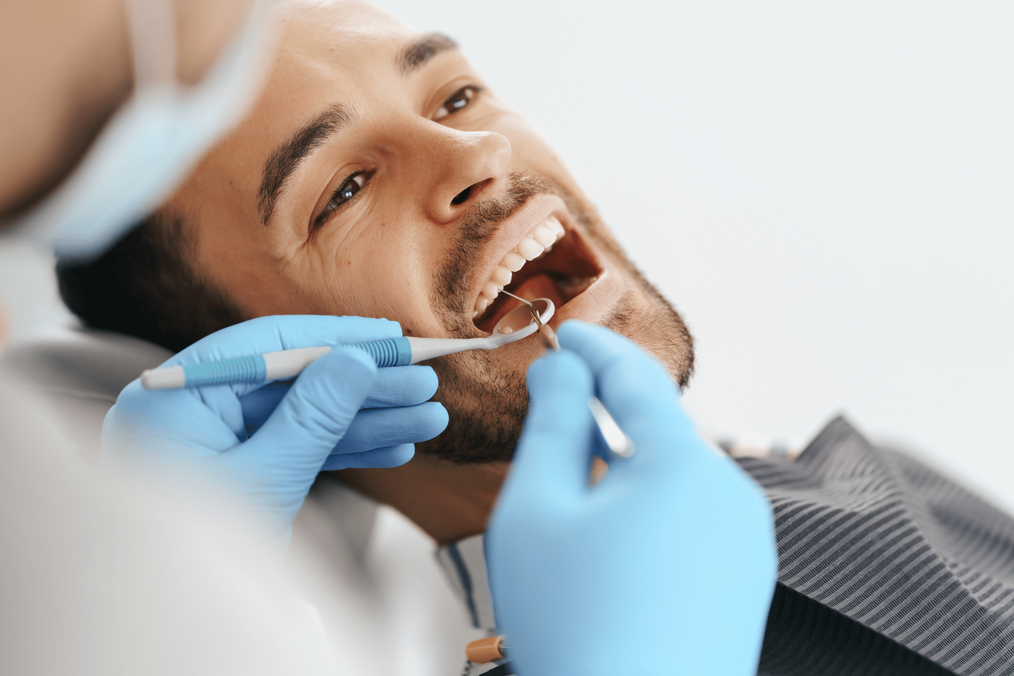 How to Fix a Cracked Tooth