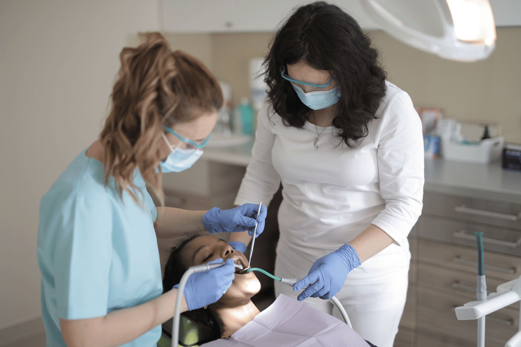 How to Treat Gum Bleeding