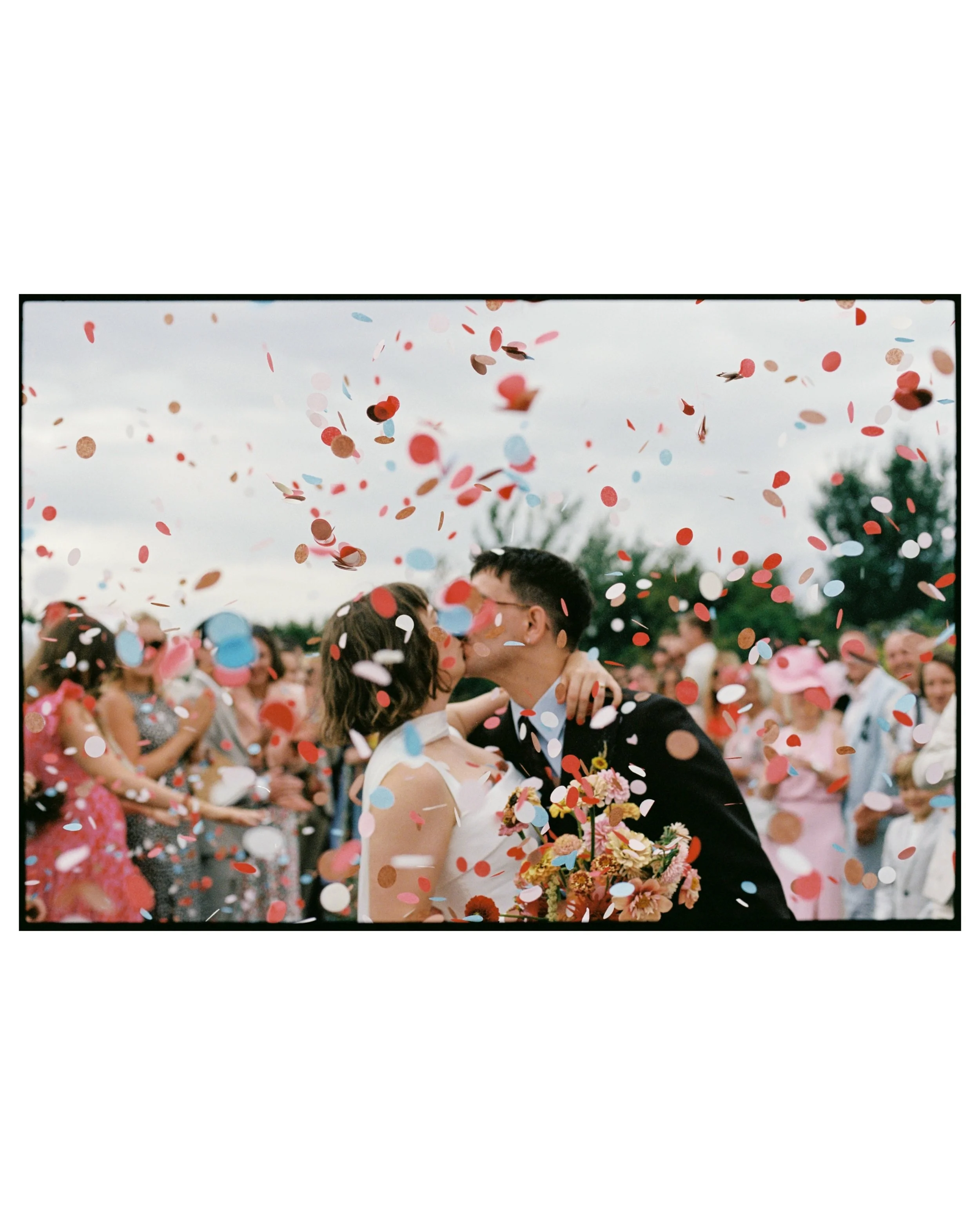 Some 35mm filmy moments from this stunning day with C+J at the magical @mello.view &hearts;️🌿
&bull;
With @rickipricephotography 
@nicebunch
@evermoreeventstudio 
@cherryandferncelebrations 
@eviesmithmakeupartist 
@flutterdarlings 
&bull;
All Kodak