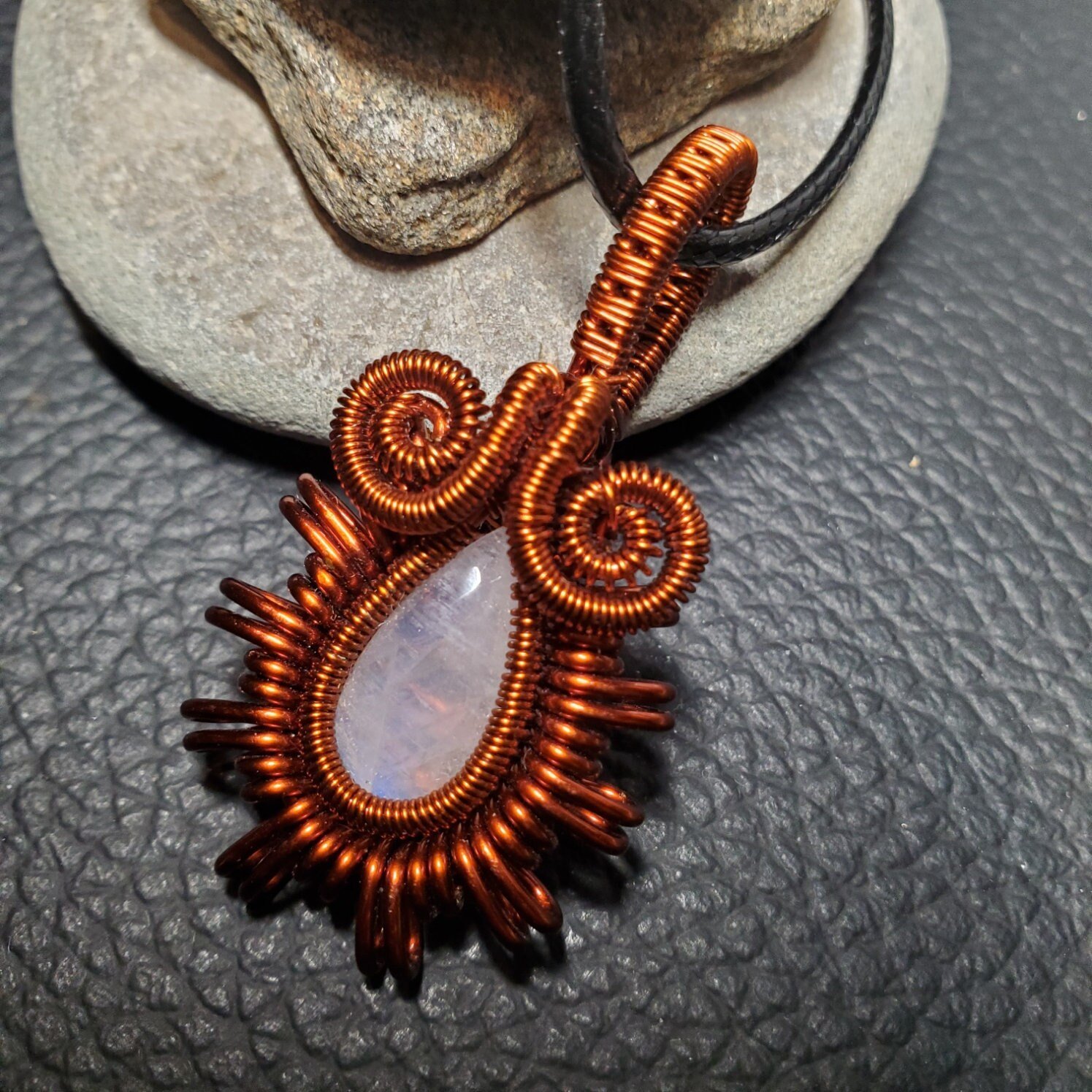 https://i.etsystatic.com/6568642/r/il/7774d3/4279103057/il_fullxfull.4279103057_py6g.jpg