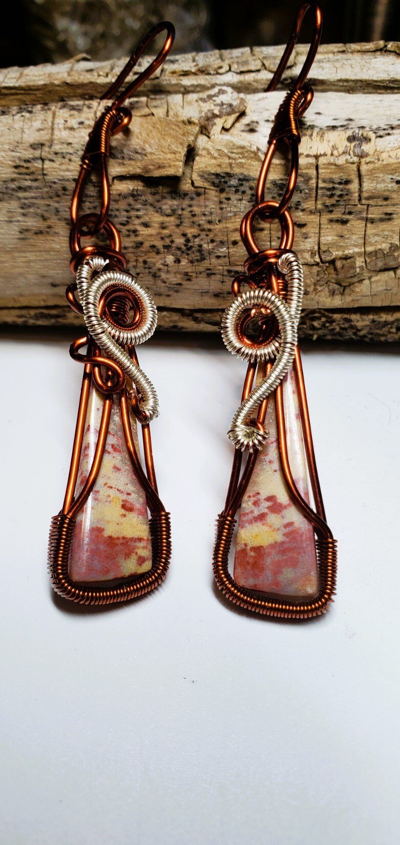 https://i.etsystatic.com/6568642/r/il/d9e438/5584847652/il_fullxfull.5584847652_k1q9.jpg