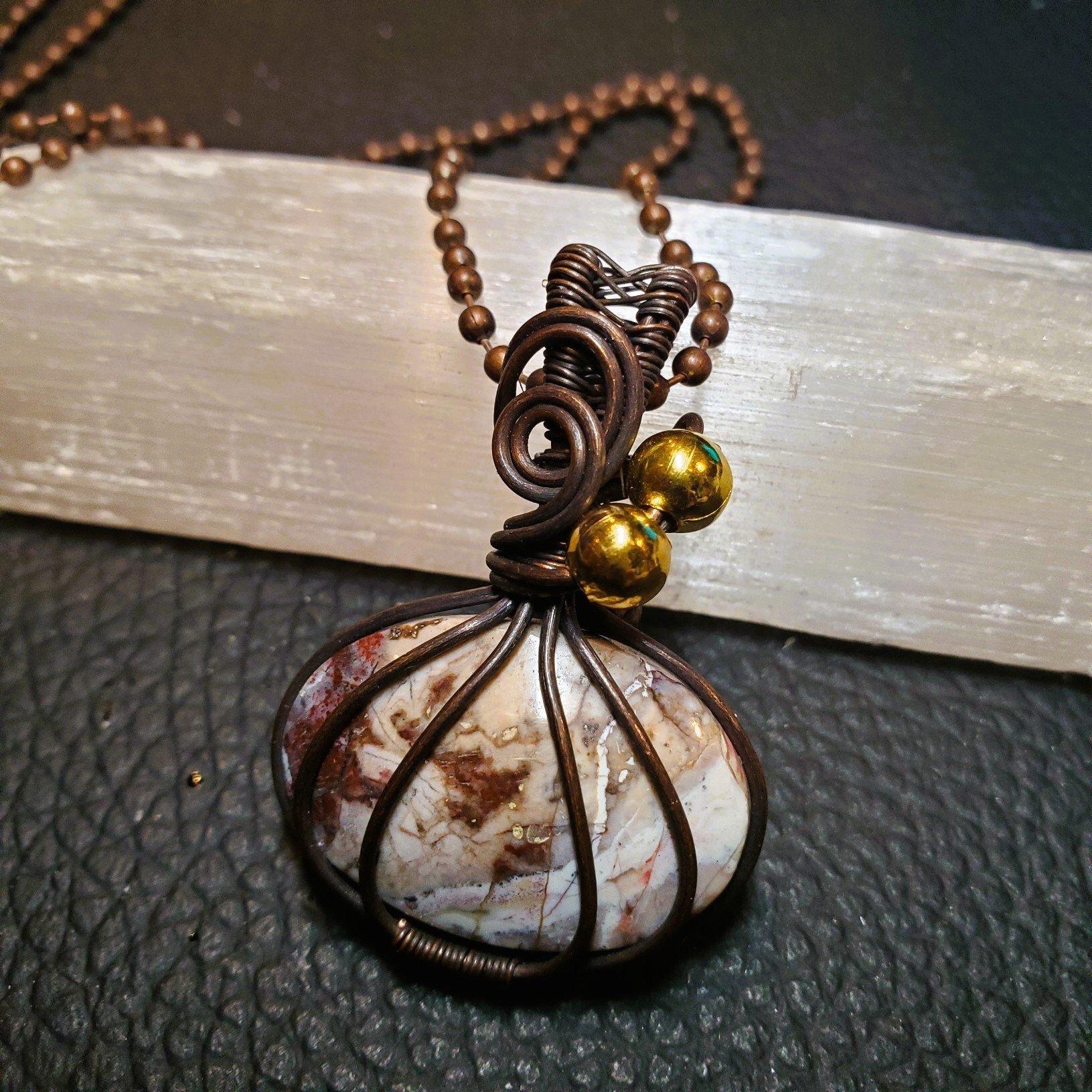 https://i.etsystatic.com/6568642/r/il/4fde85/5710174049/il_fullxfull.5710174049_l8xm.jpg