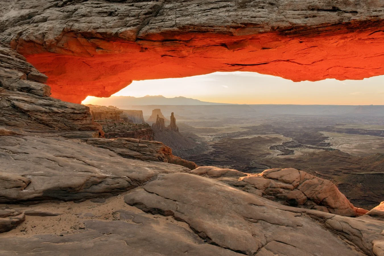Mesa Arch, Canyonlands, 2015.jpg