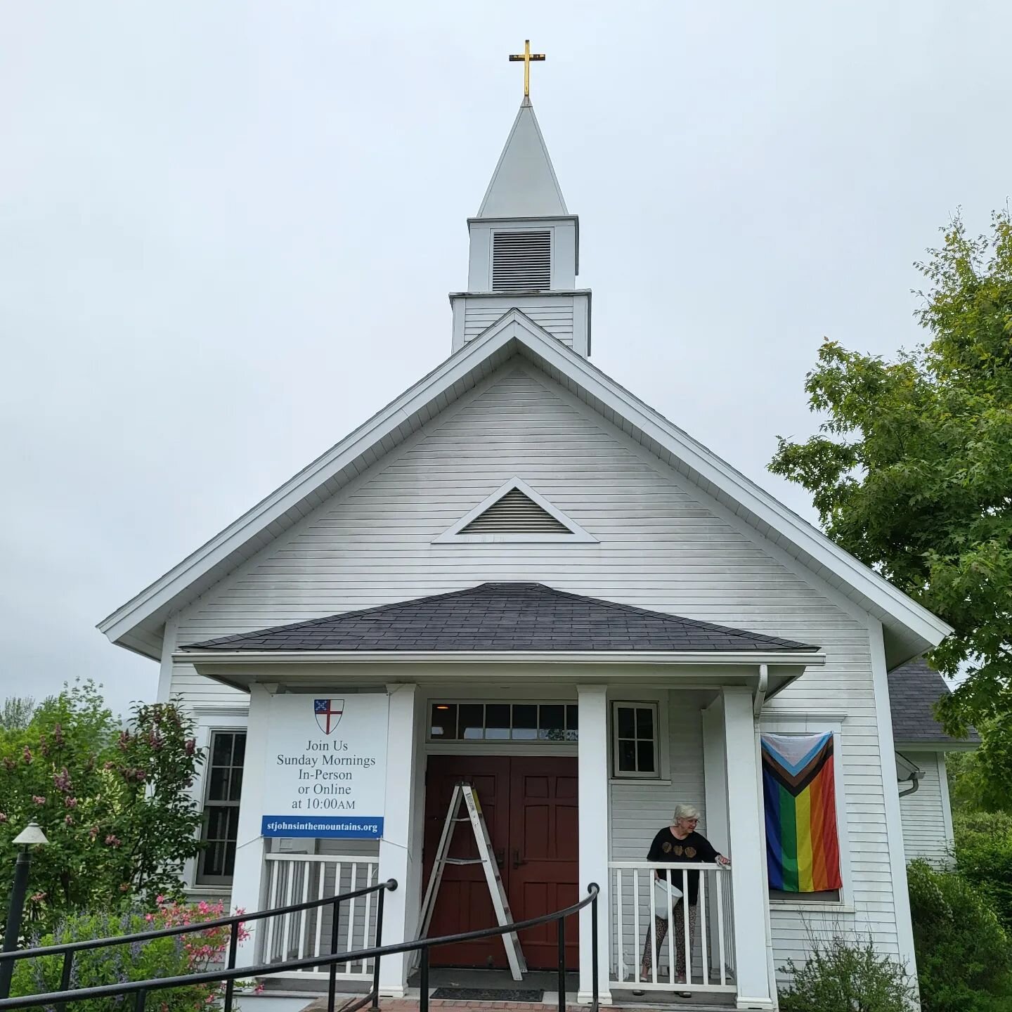 Getting ready for Pride Month. See our first of 4 reflections on our YouTube page found in the bio.

#stjohnsstowe #allarewelcome #theepiscopalchurch #episcopaldioceseofvermont #stowevt #pridemonth #jesuslovesyou