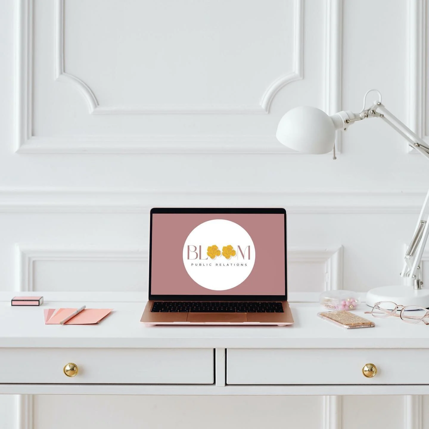 When I initially began working from home (thanks global pandemic), I struggled to stay focused. My solution? Time blocking! Blocking out each segment of my work day allowed me to prioritize important tasks, while still allotting time for short breaks