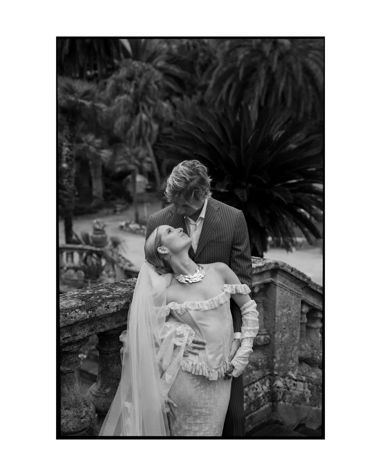 my favourite shot of k &amp; b from the @thedreamers.workshop 🤍

Workshop: @thedreamers.workshop
Creative director: @erikxwinter
Dress &amp; skirt: @bridalstory_
Hair &amp; Make-Up: @dorella.hair
Location: @villaboscogrande

Models:
@kencrum

______