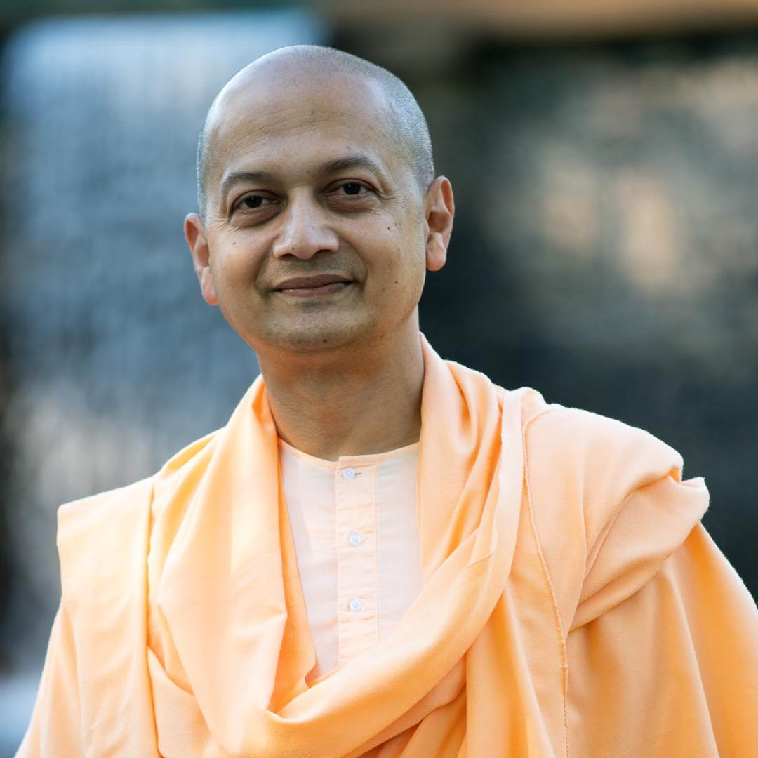 Swami Sarvapriyananda headshot.png