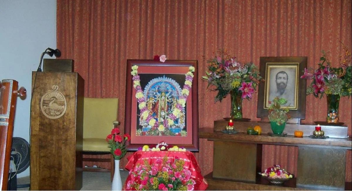 DURGA PUJA 2010 AT VEDANTA SOCIETY OF NEW YORK 12.jpeg