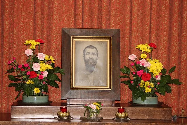 VISIT OF SWAMI CHETANANANDAJI ON OCTOBER 30, 2011 5.jpeg