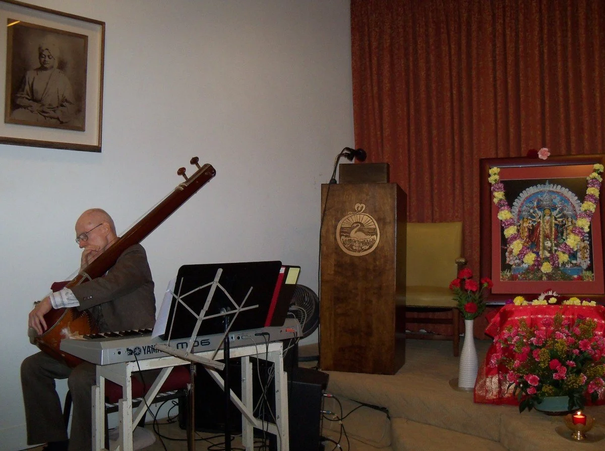 DURGA PUJA 2010 AT VEDANTA SOCIETY OF NEW YORK 24.jpeg