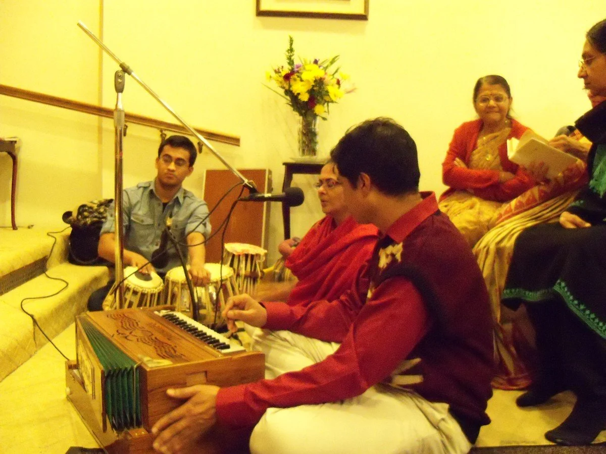 SWAMI VIVEKANANDA BIRTHDAY CELEBRATIONS 2012 16.jpeg