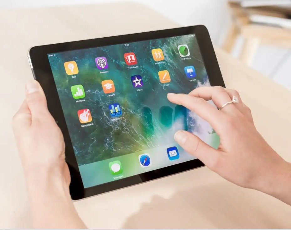 Introduction to iPad with Deedee