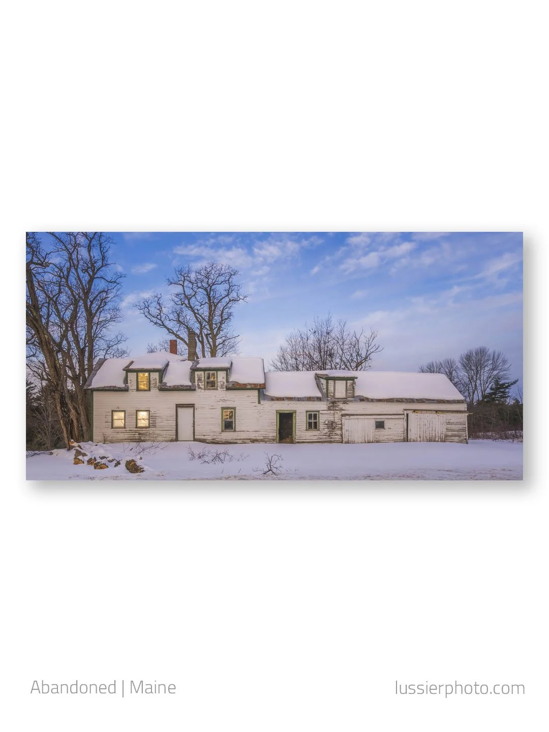 An abandoned house in rural Maine
.
.
.
#maine #abandoned #urbex #abandonedmaine #abandonedhouses #winter #photography #urbexphotograpy #abandonedplaces
