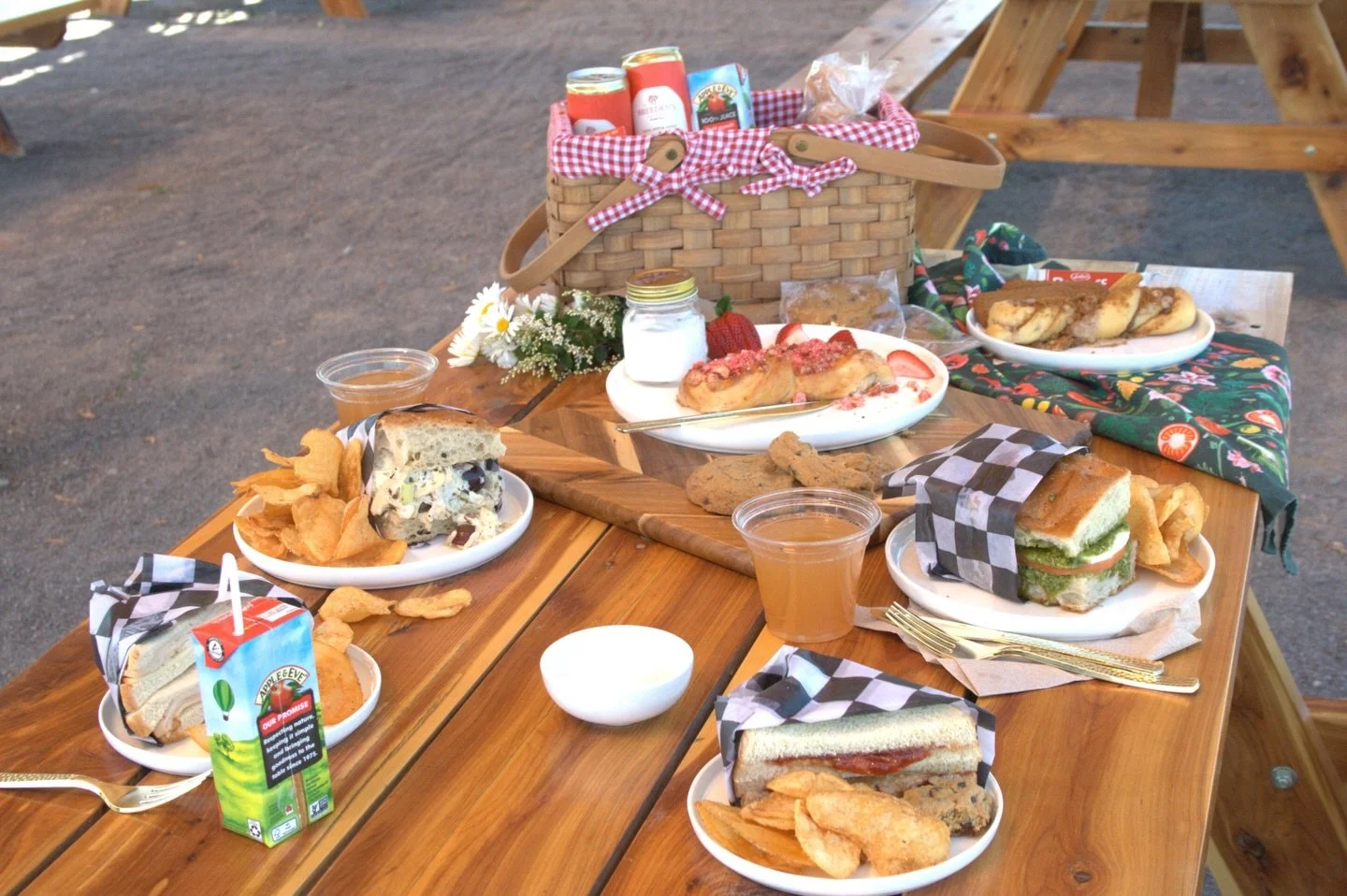 Celebrate Mother&rsquo;s Day the easy way 🌸

Join us on Saturday, May 9th for a relaxed picnic at the orchard with homemade favorites, fresh-baked treats, and plenty of time to just enjoy being together. No tickets required - just RSVP now at the li