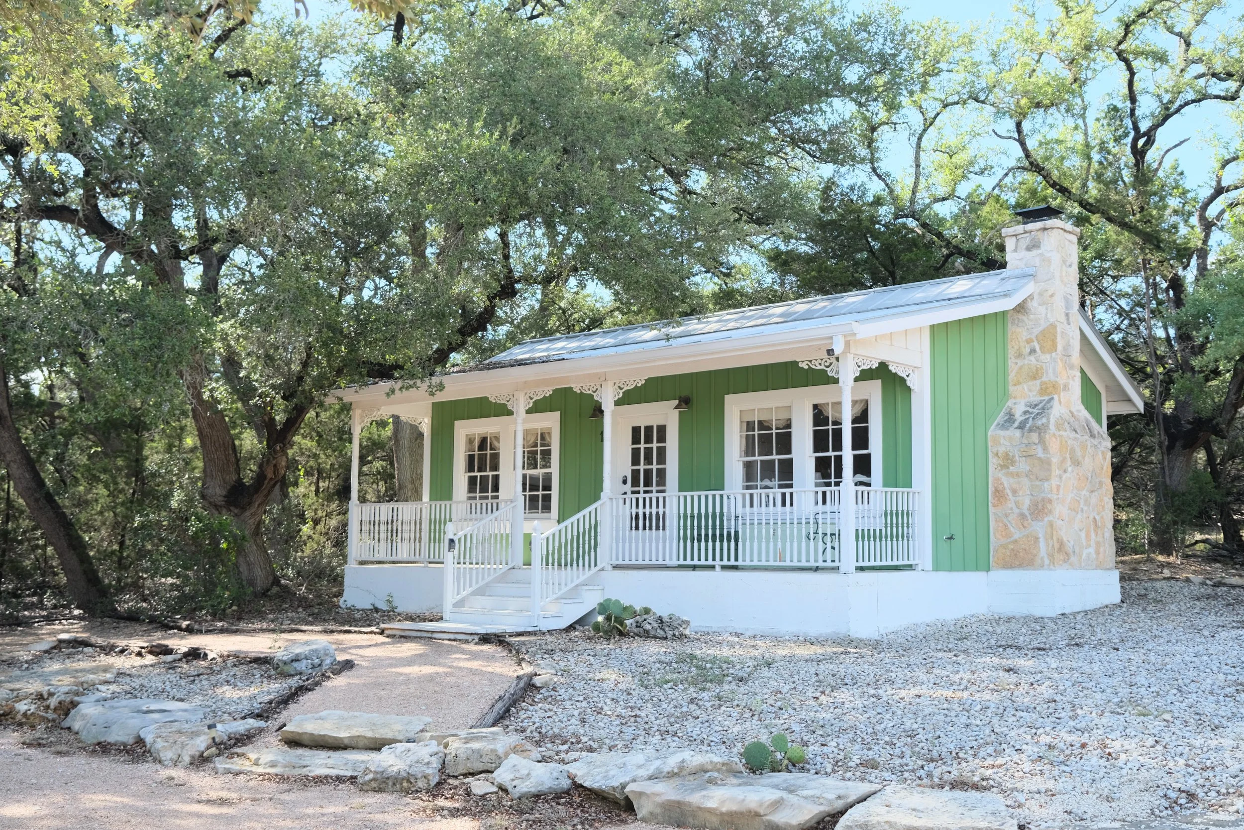 Instantly Book a Cottage — Cottages at Canyon Peaks