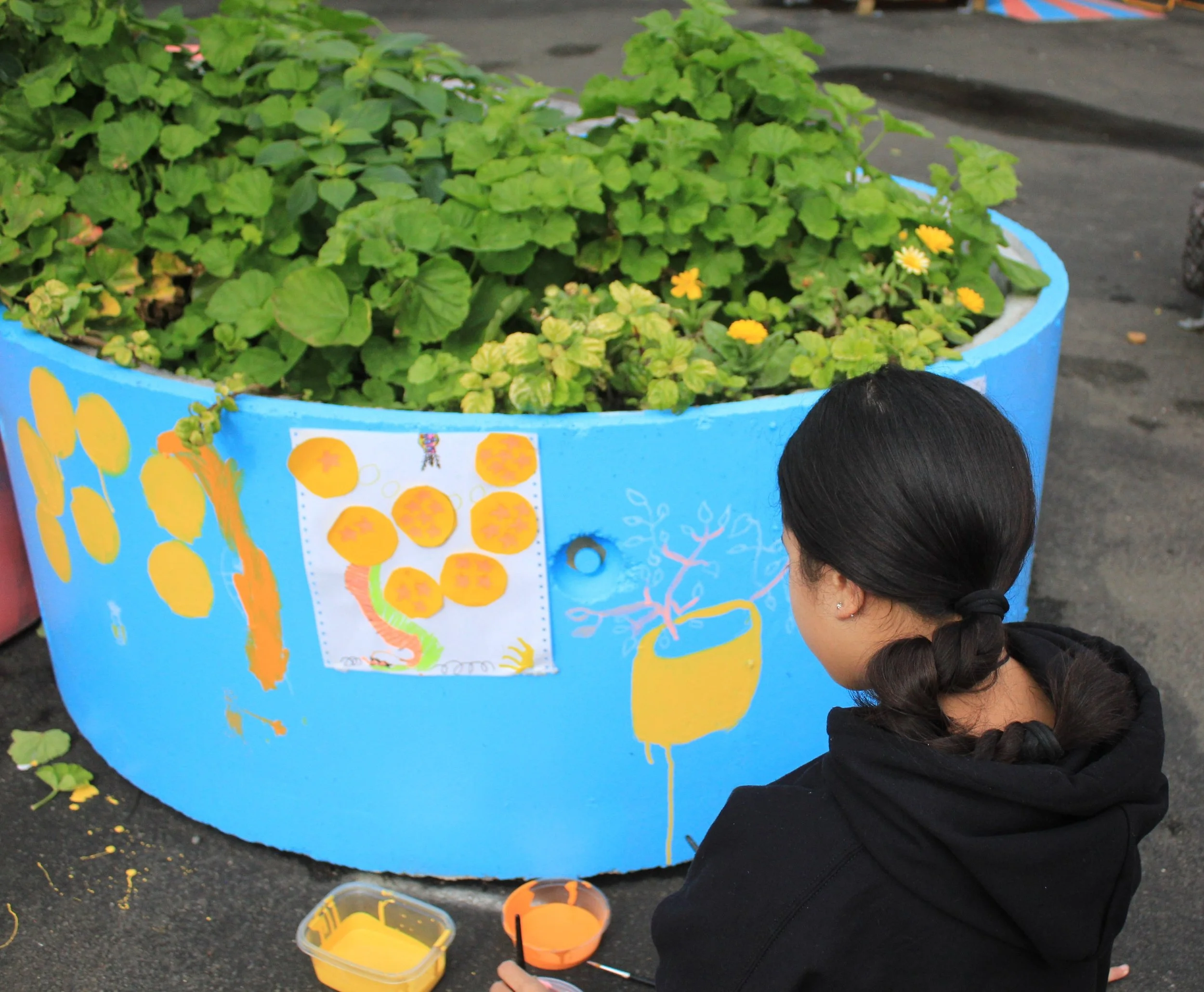 Cross St Planters (37).JPG