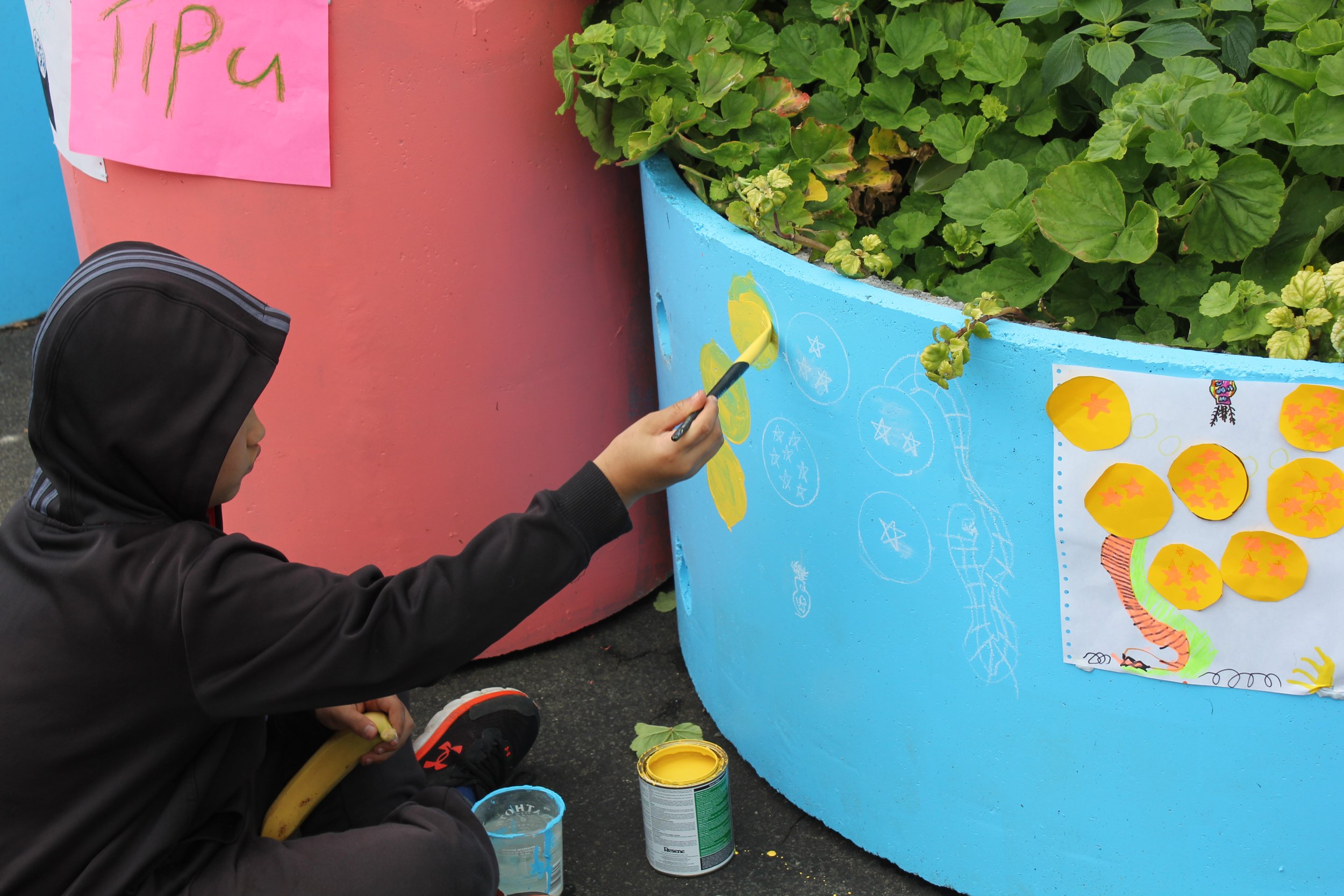 Cross St Planters (25).JPG