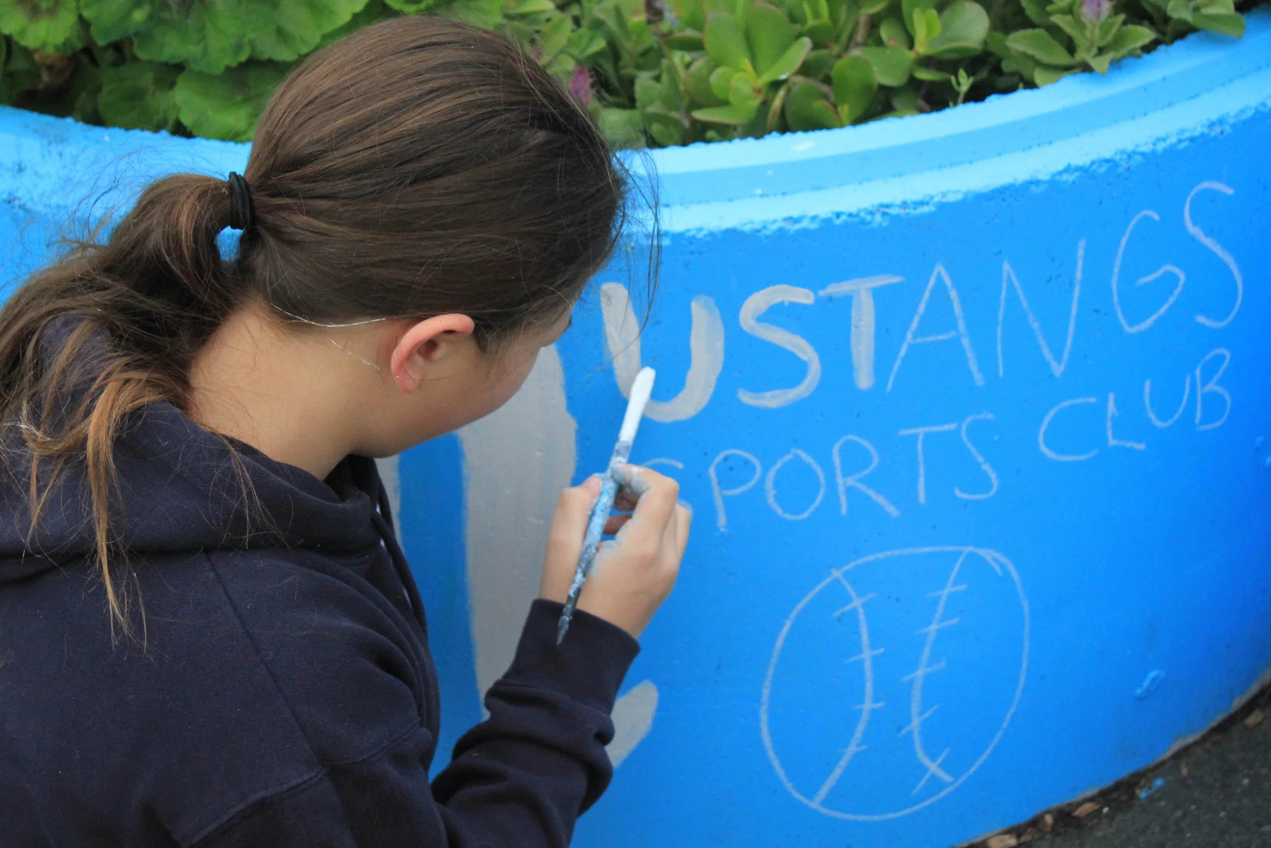 Cross St Planters (24).JPG