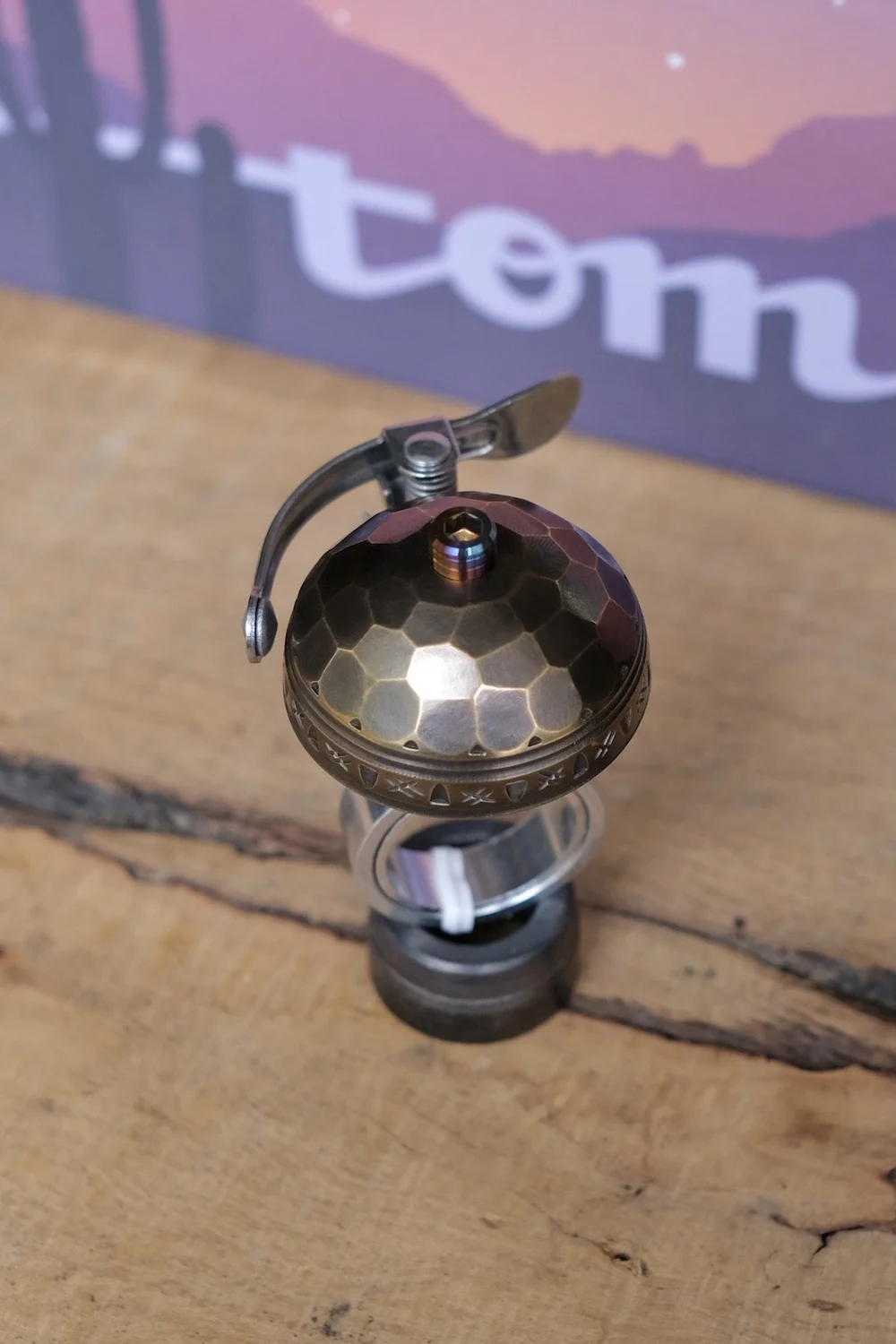 アクセサリー Tomii Cycles Hammered Brass Bell DSCF0589.JPG?format=1000w