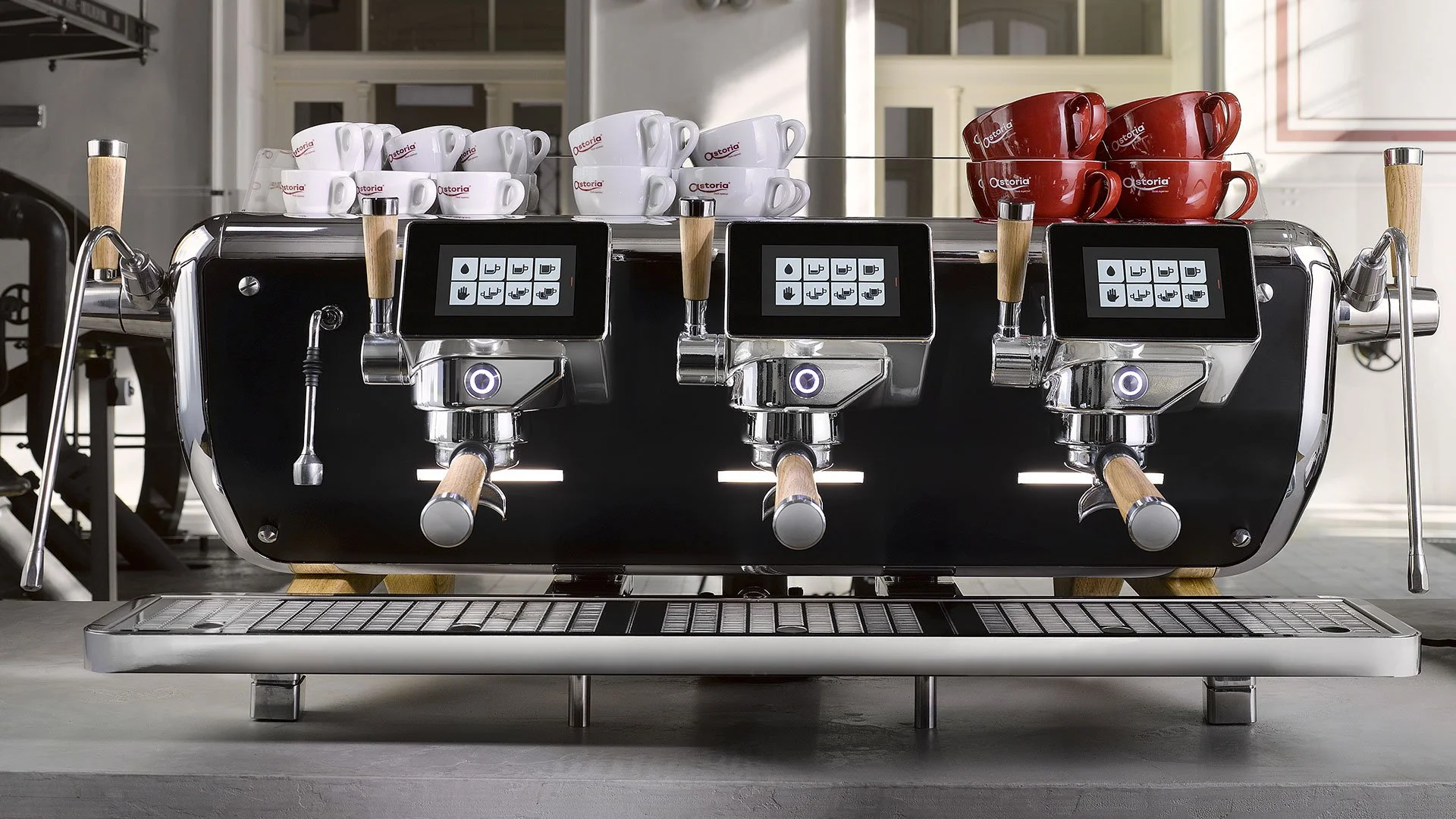 storm-barista-attitude_components1.jpg