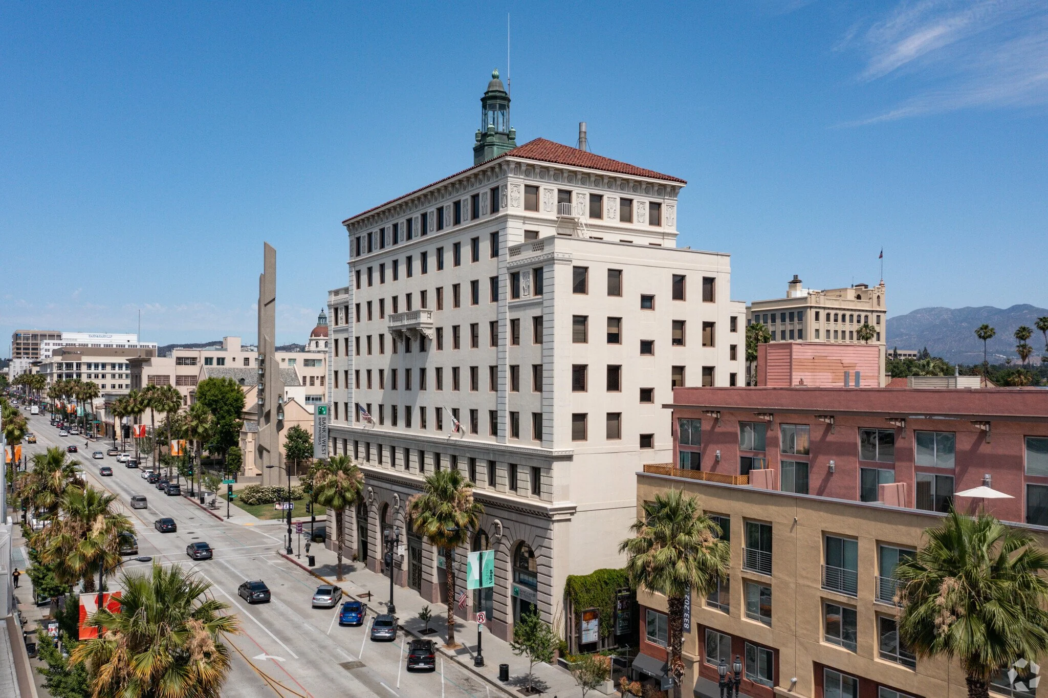 595-E-Colorado-Blvd-Pasadena-CA-Looking-west-from-Colorado-Blvd-2-LargeHighDefinition.jpg