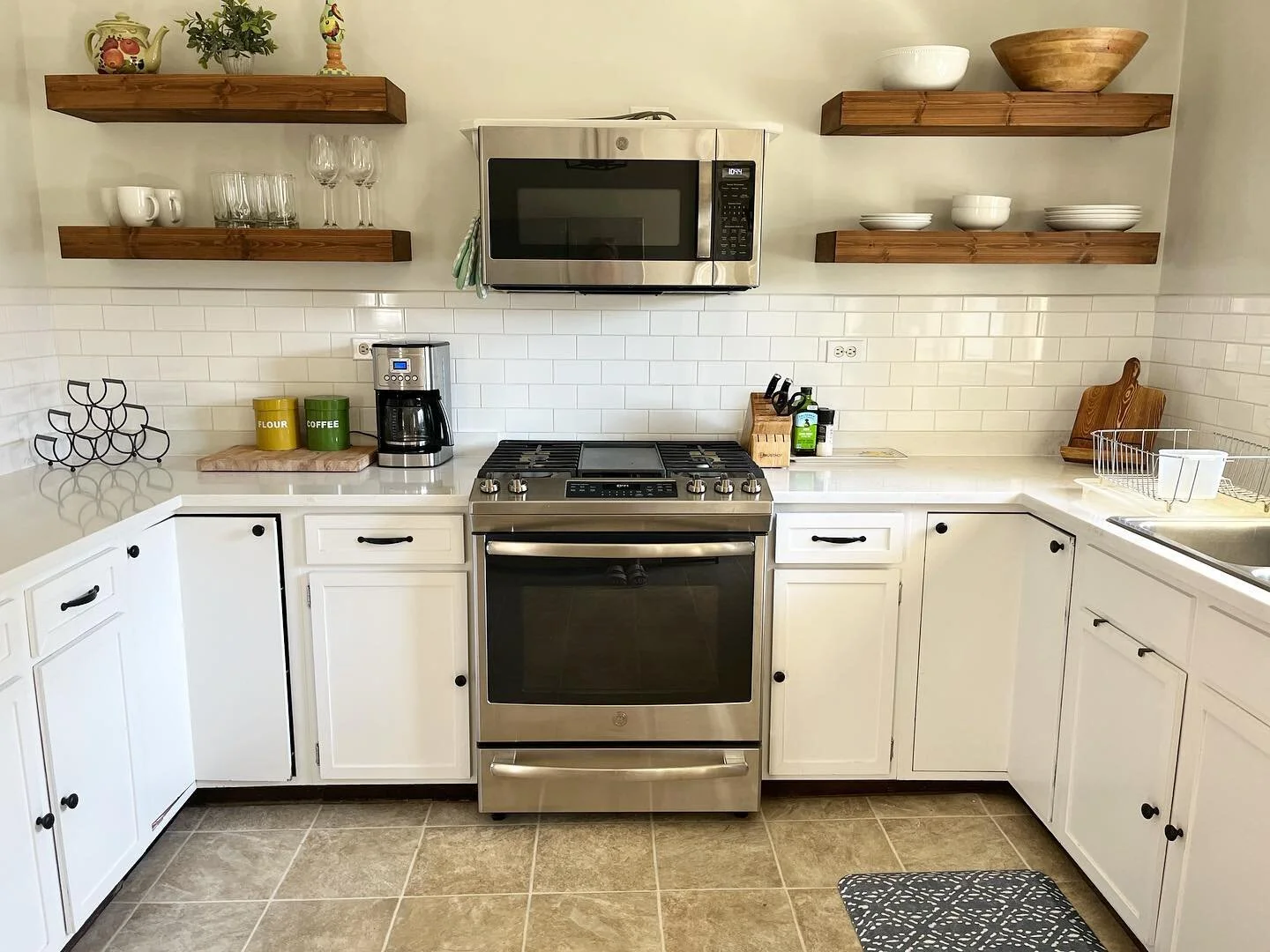 A classic, country kitchen complete with fully updated appliances