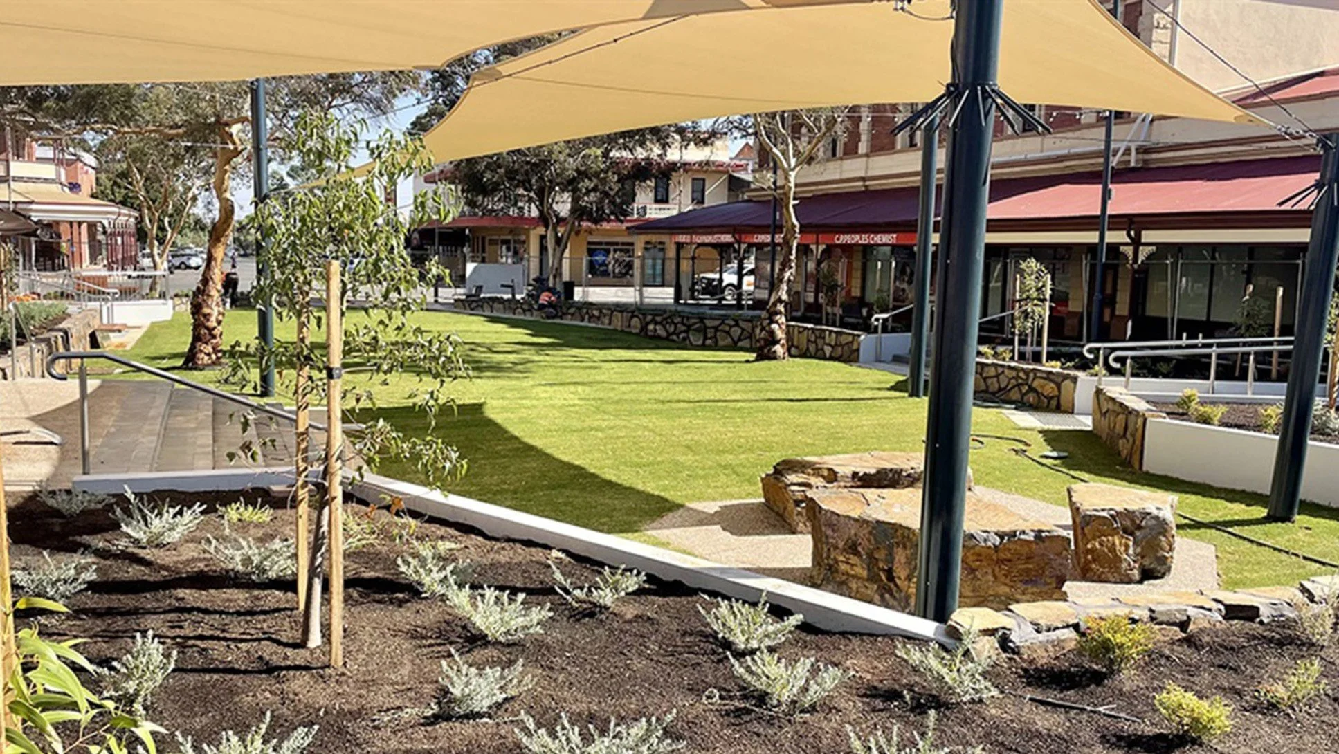 Broken Hill Town Square_Source BHCouncil.jpg