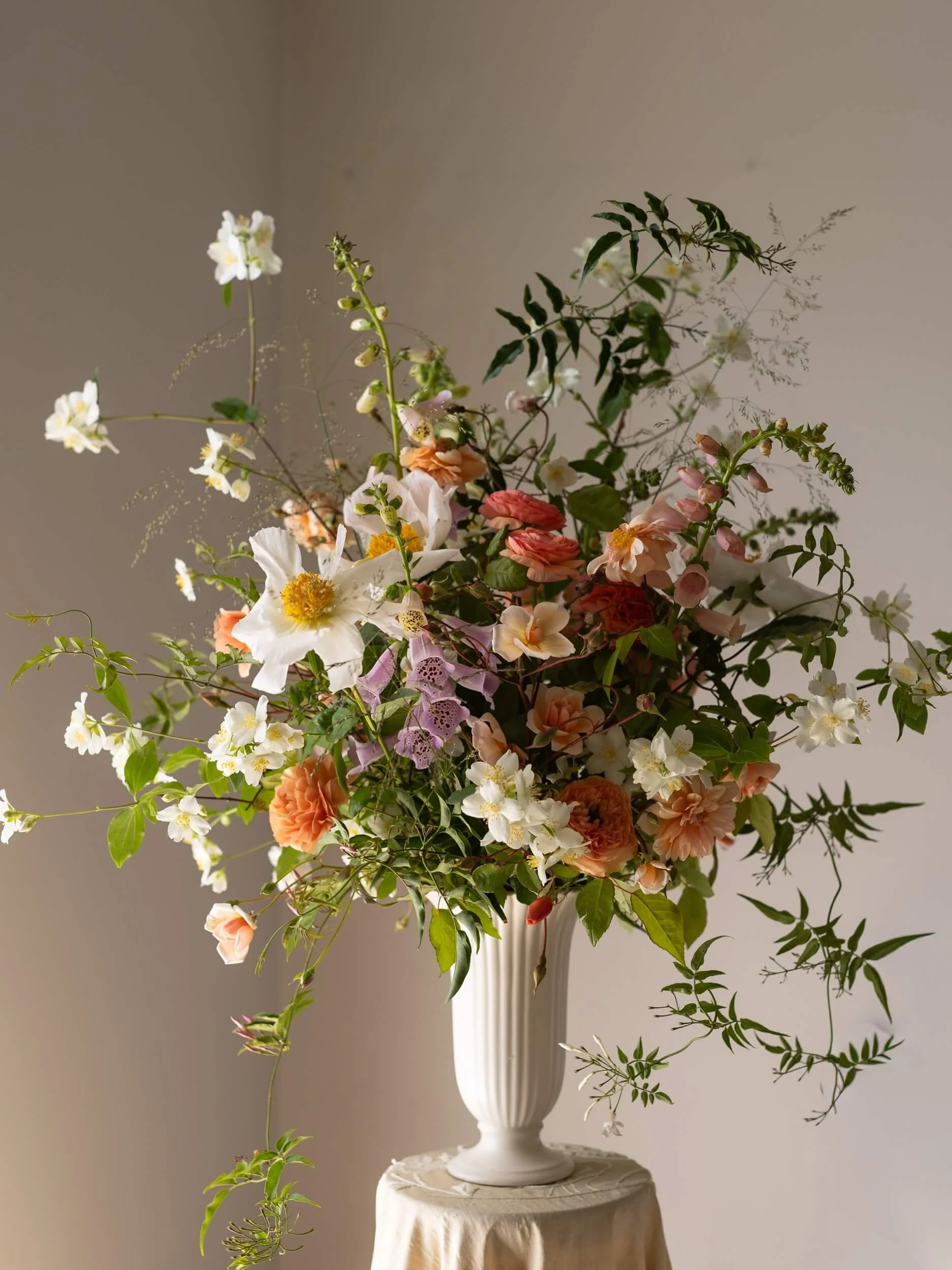 Rose-vase-arrangement-1-christchurch-katherine-english-flora.jpeg