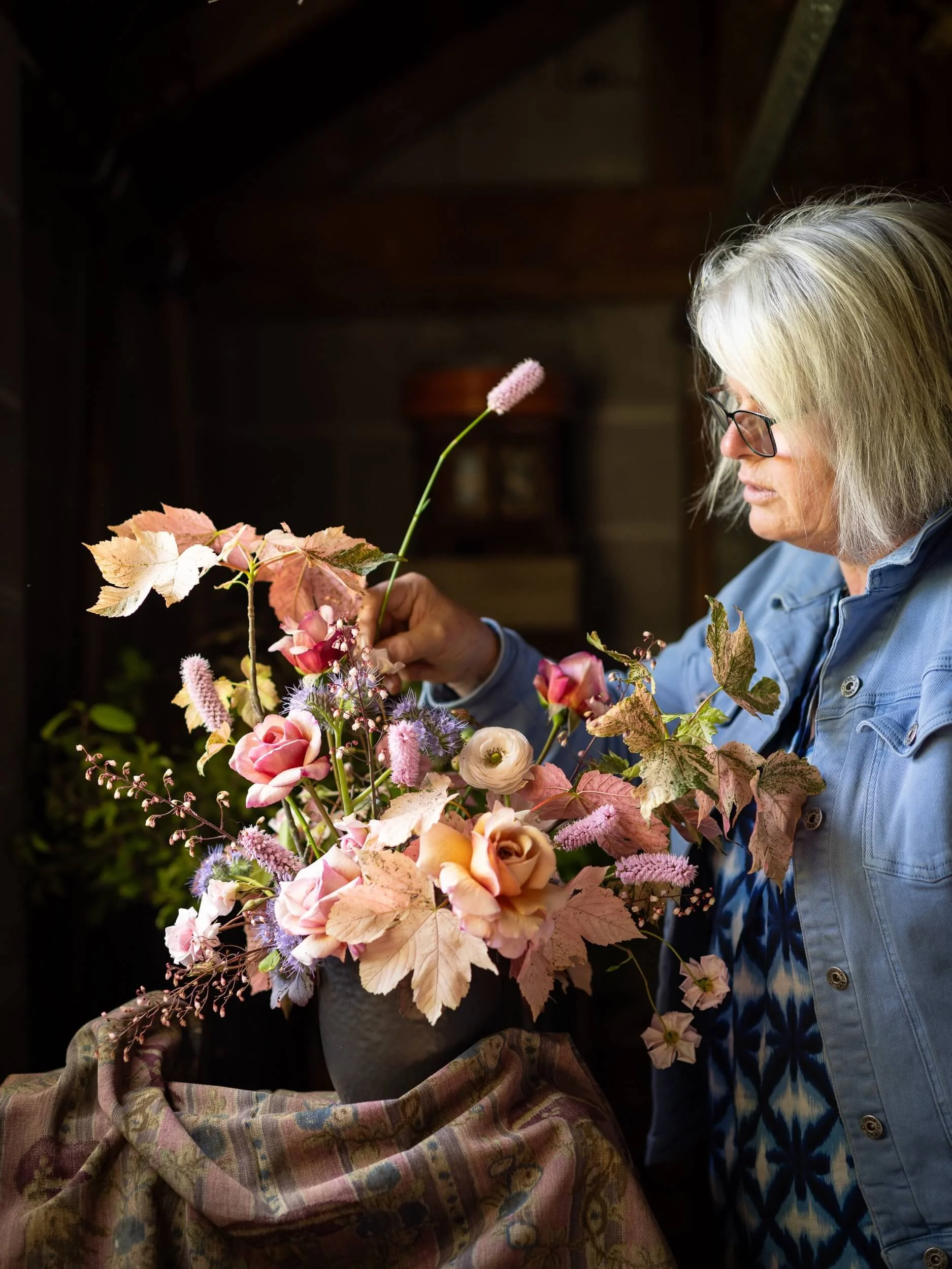 Flower-class-floristry-christchurch-katherine-english-flora.jpg