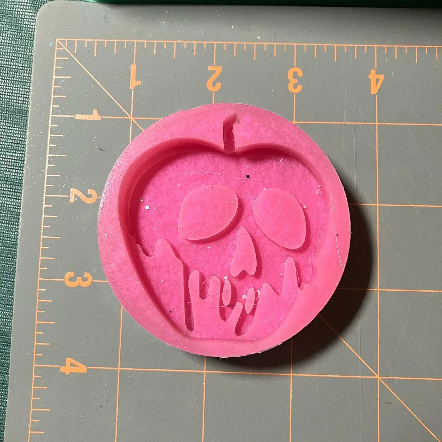 Destash sale: 

As long as the posts are still up and items are unclaimed, they are still available!
Payment is via paypal or website listing
There will be a lot more posts

These ones are NOT made by me and are used and will be cleaned

1. Poison ap