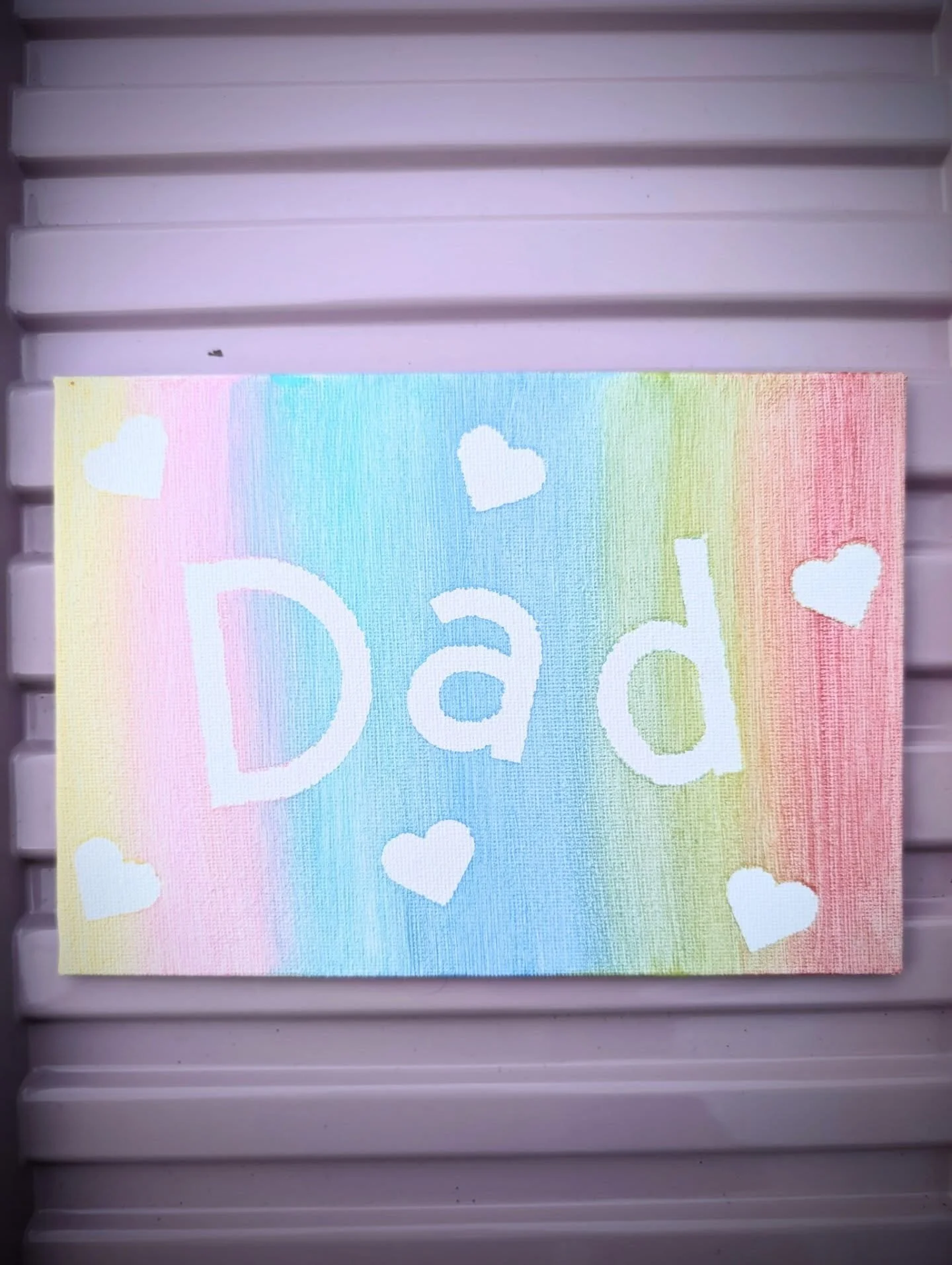 We have a weekend session coming up! It will be a chance for little hands to make some special gifts for fathers day.
It doesn't have to say dad! It can be grandad, papa, uncle bob..... Whoever that important person is!
Pop over to the website to boo