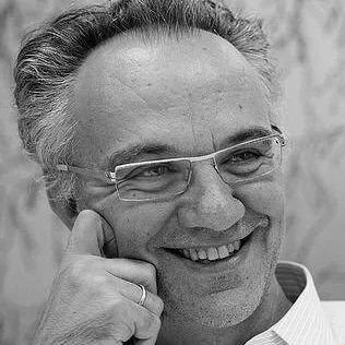 Julio Alonso cede el control de Weblogs a Webedia y sale del grupo