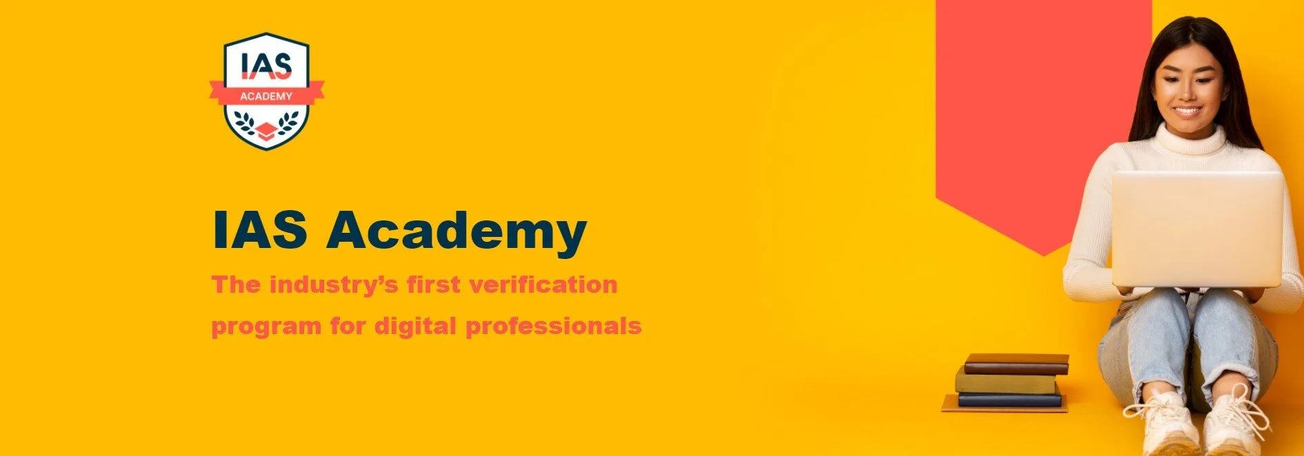 IAS lanza el primer programa acreditado de formación en verificación de campañas digitales dirigido a profesionales del marketing