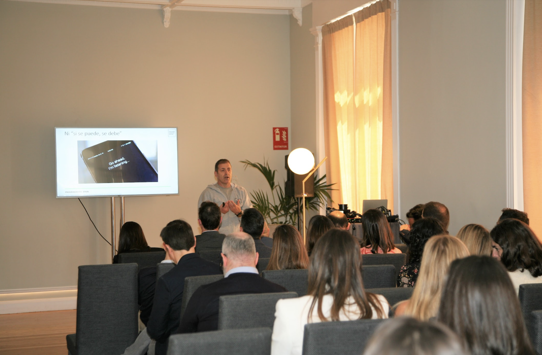 "El futuro de la Identidad: ¿utopia o distopia?" por Mikel Lekaroz