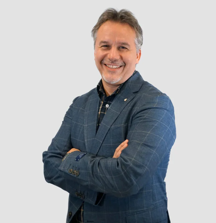  Enrique Díaz se une a Equmedia 