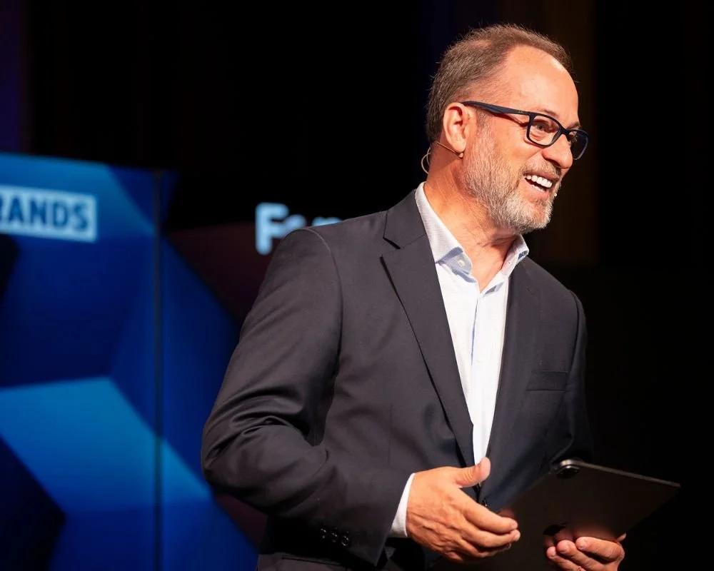 IPG Mediabrands aborda los retos y oportunidades de la IA para las marcas y las empresas