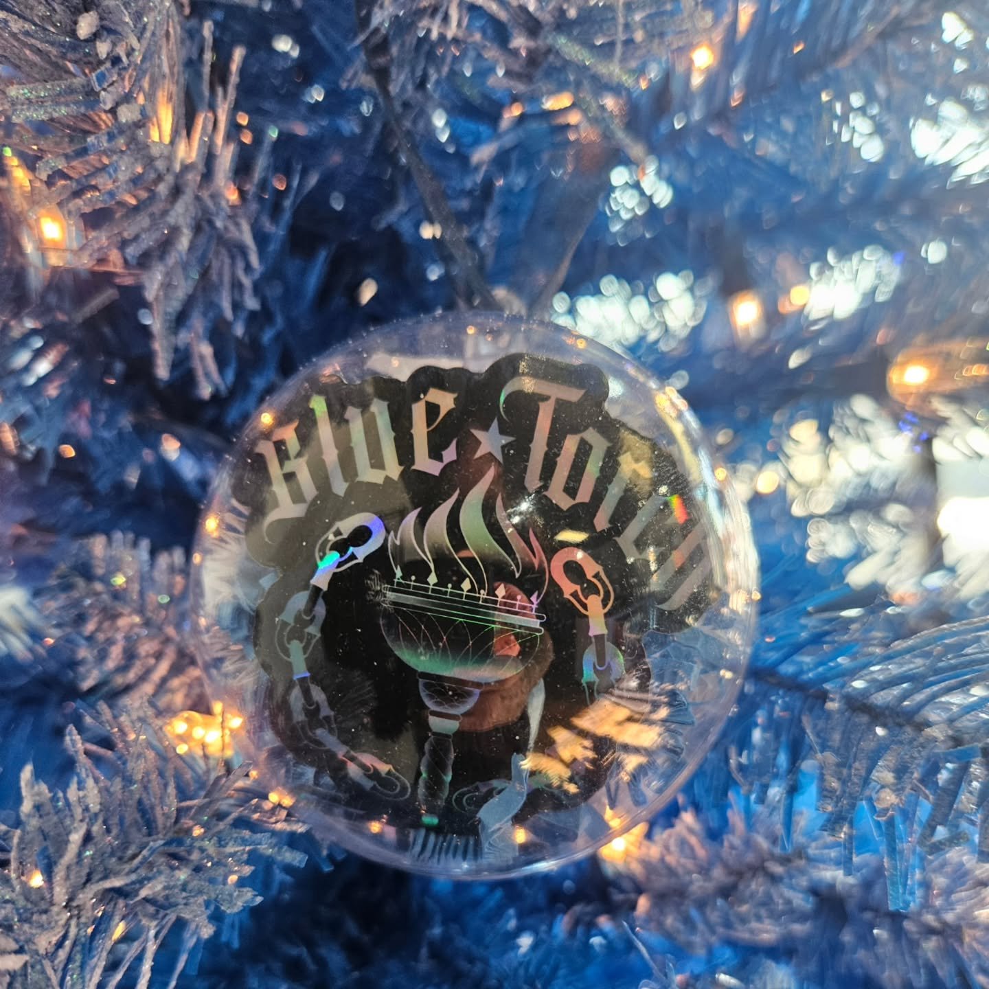 The entire month of December, we are doing a 
GET WHAT YOU GET CHRISTMAS TREE 🎄 !! 

Designs are $150. And if you don't want the first design, you get you can pick again for $25 . As many times as u want .. The design will be posted later today on o