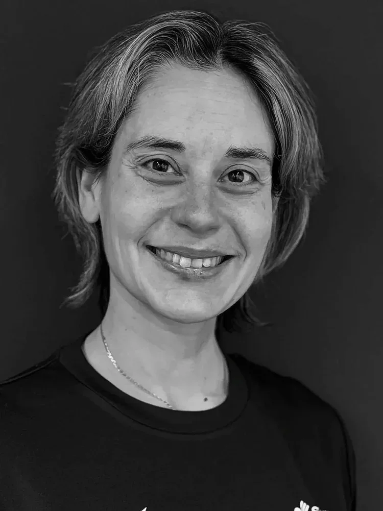 Renata Noêmia Alves-Syre
