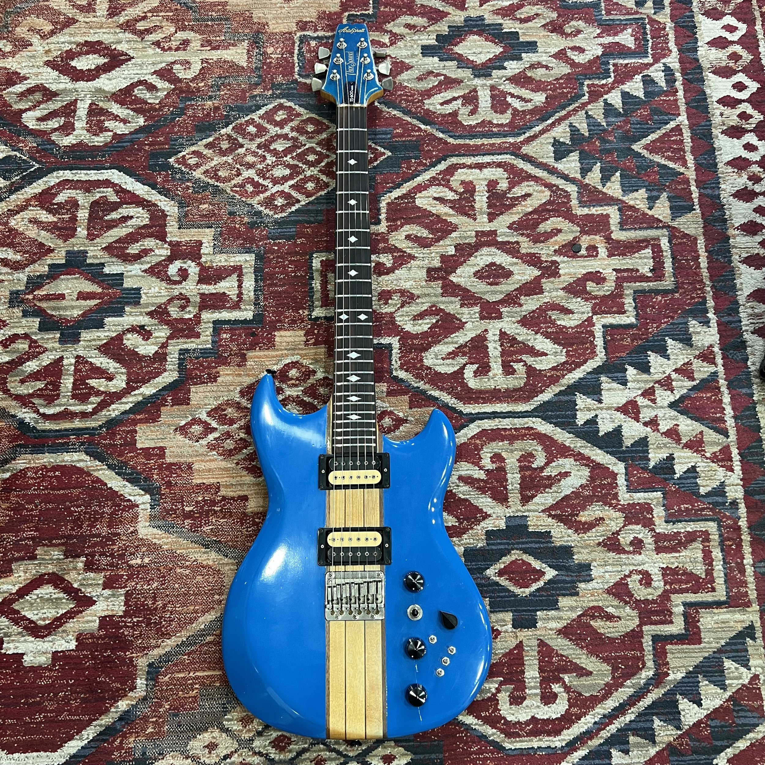 Aria-pro2-TS600-Blue-01.jpeg