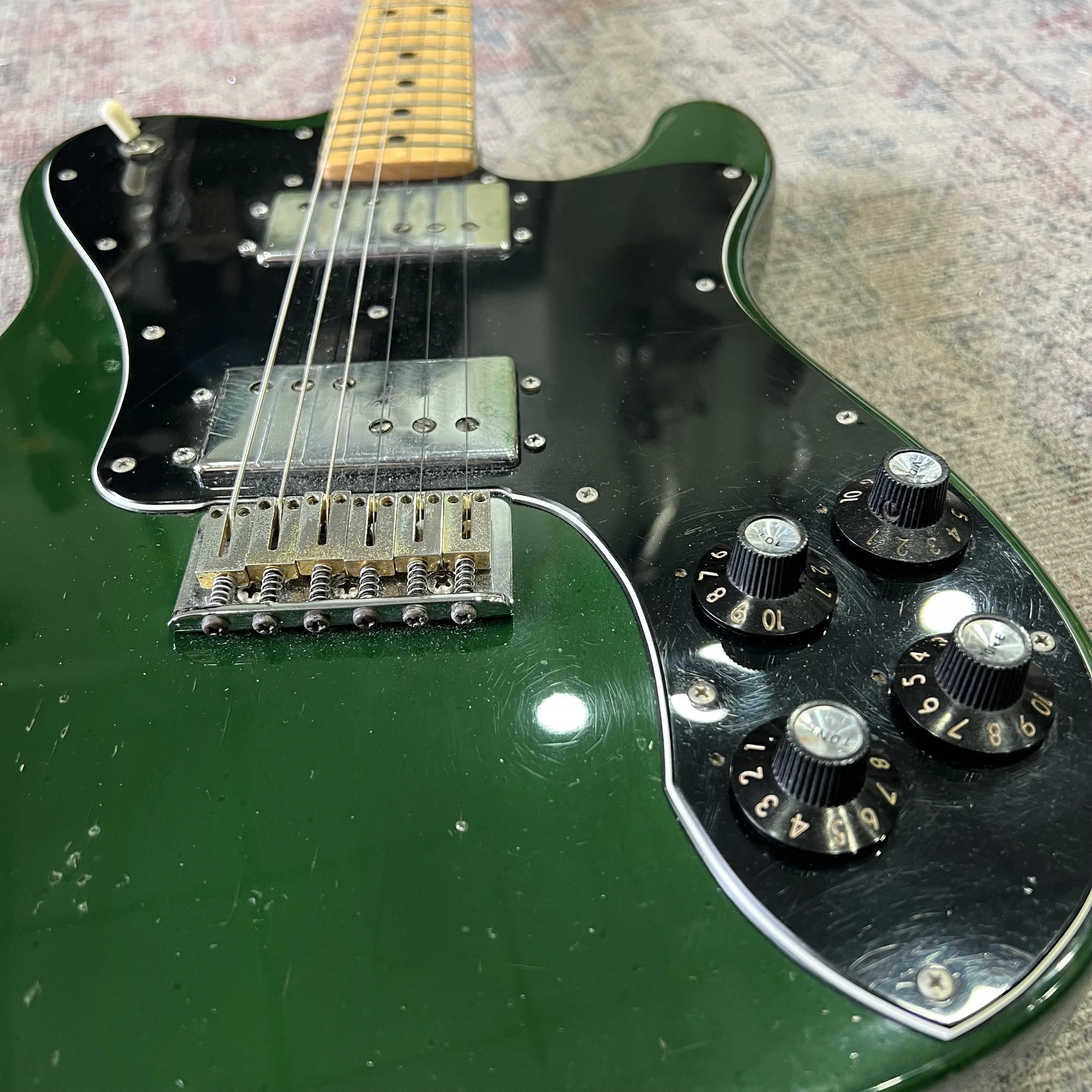 Fender-Telecaster-Deluxe-Metallic-green-Electric-Guitar-04.jpeg