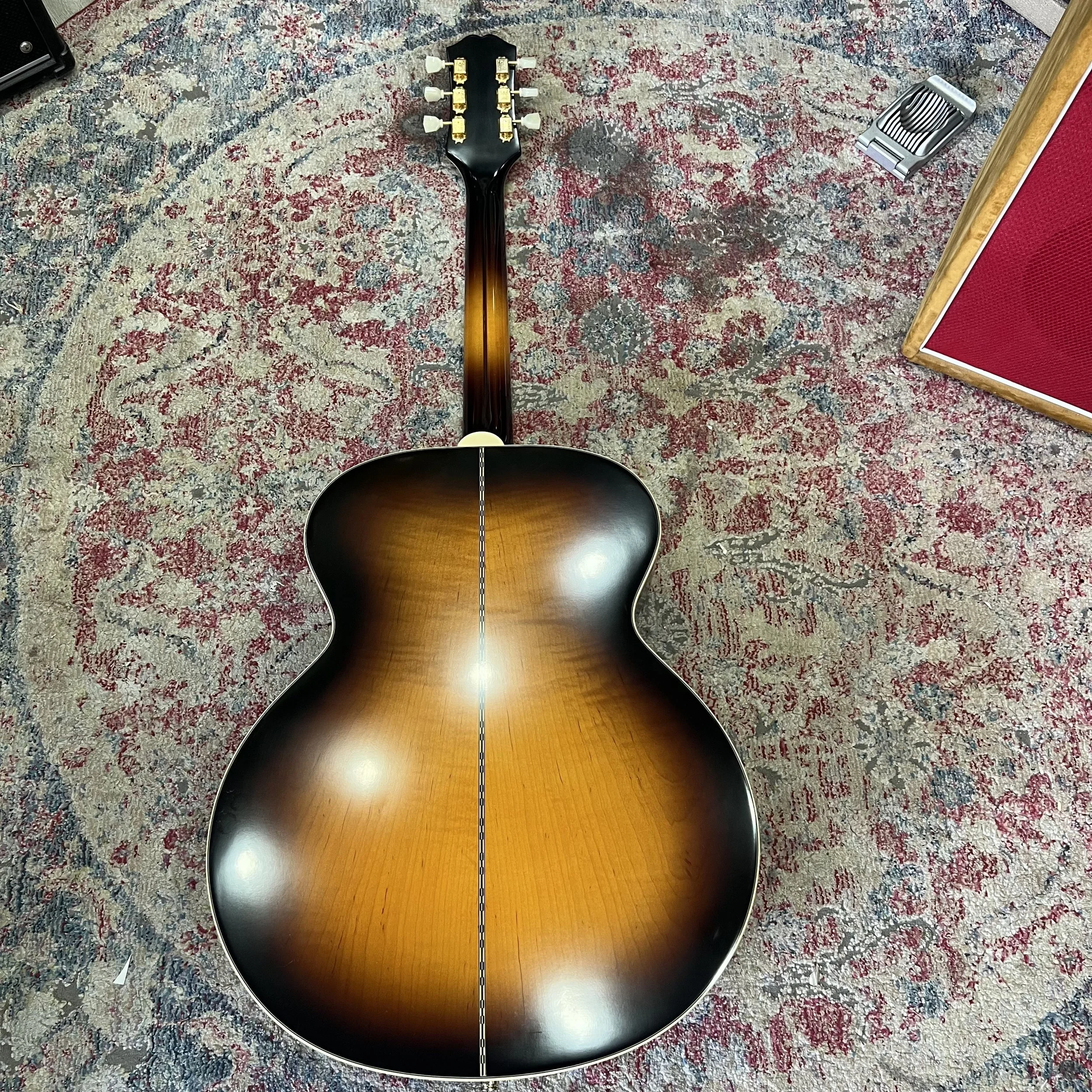 Epiphone-J200-Acoustic-VintageSunburst-08.jpeg