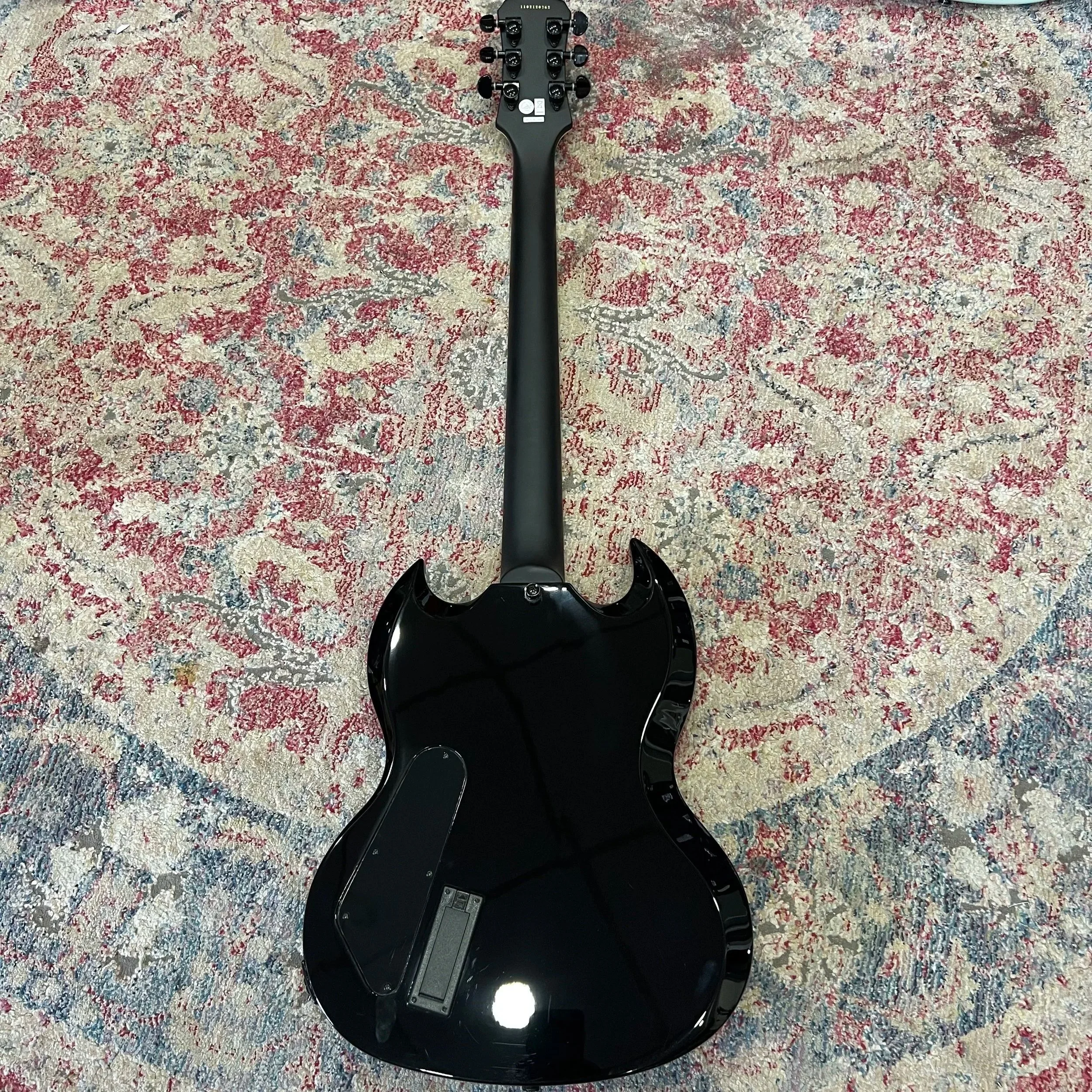 Epiphone-SG-Custom-Prophecy-Ebony-Black-Quilt-07.jpg