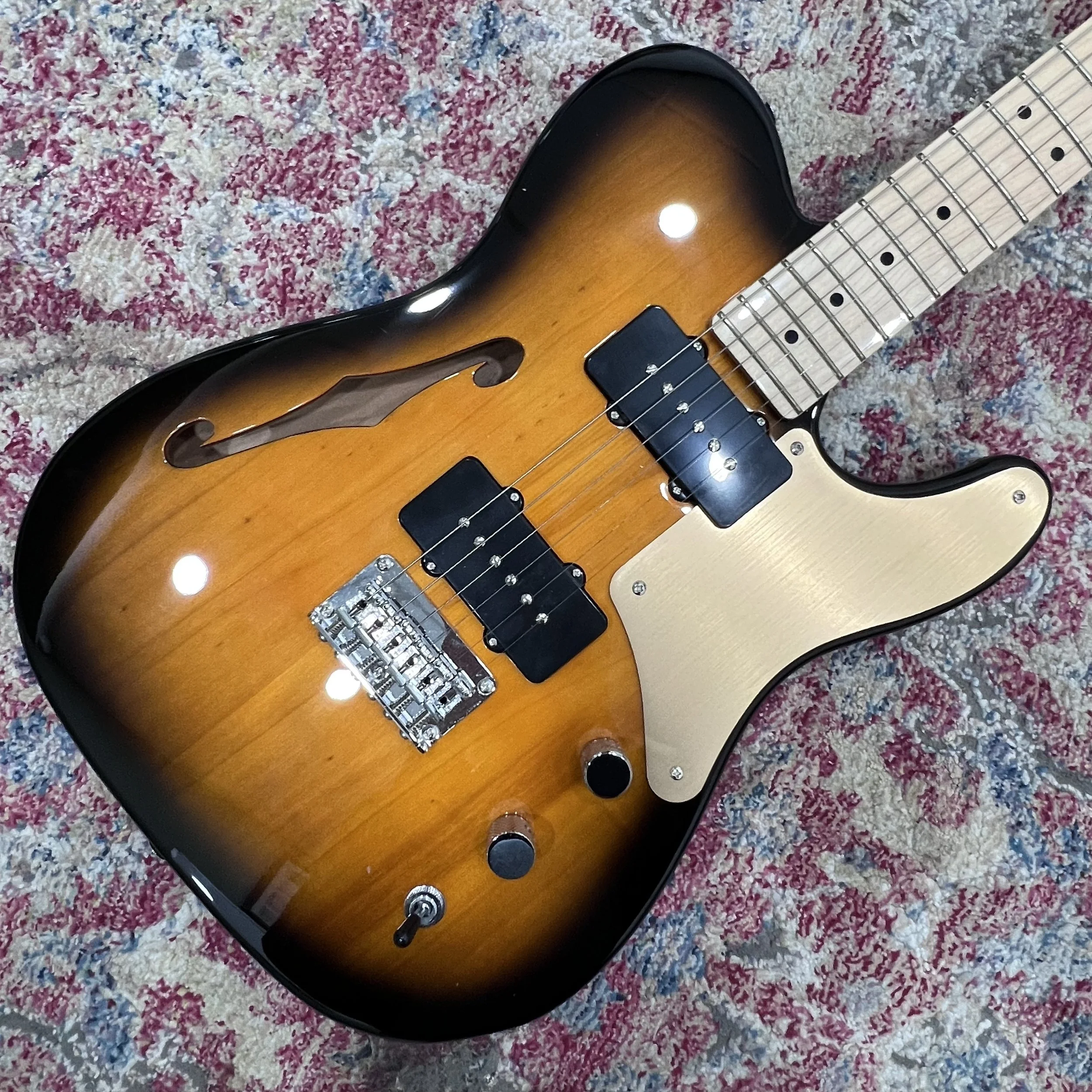 SquierTelecasterSunburst02.jpeg