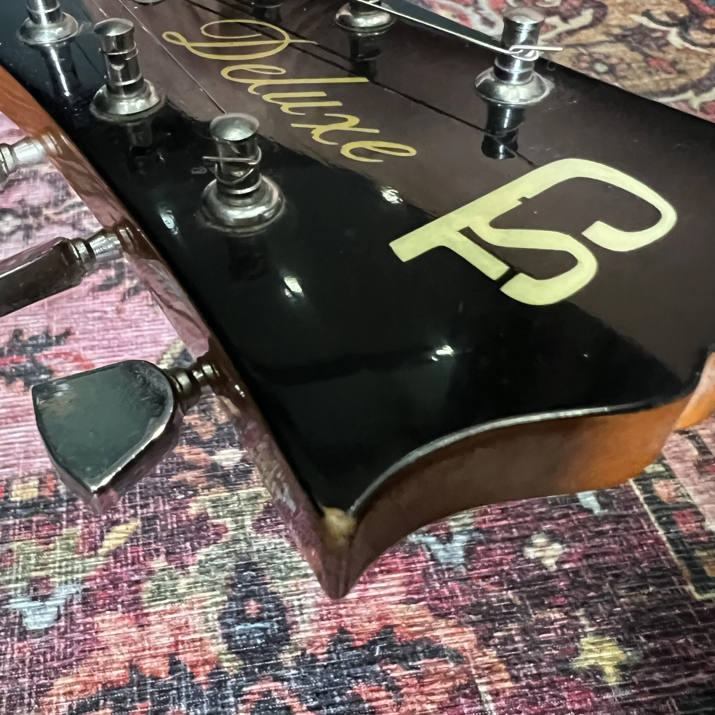 CSL-Deluxe-Goldtop-Guitar-011.jpeg