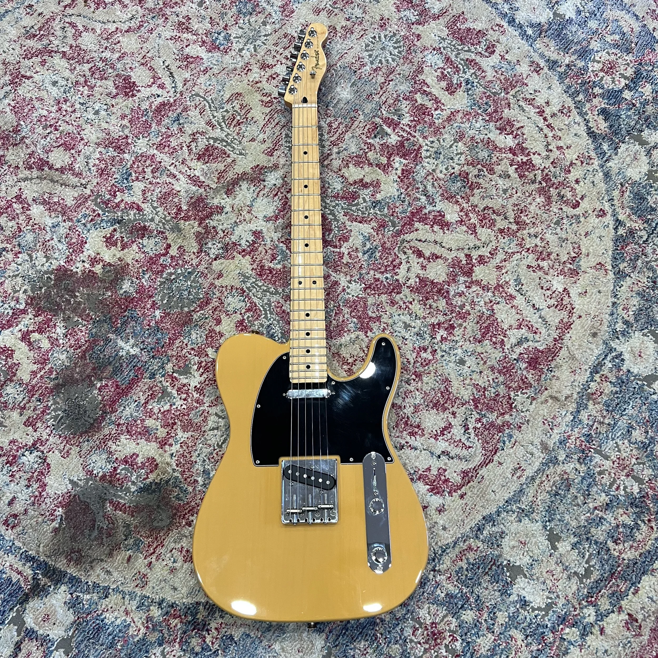 FenderPlayerTelecasterButterscotchBlonde_01.jpeg