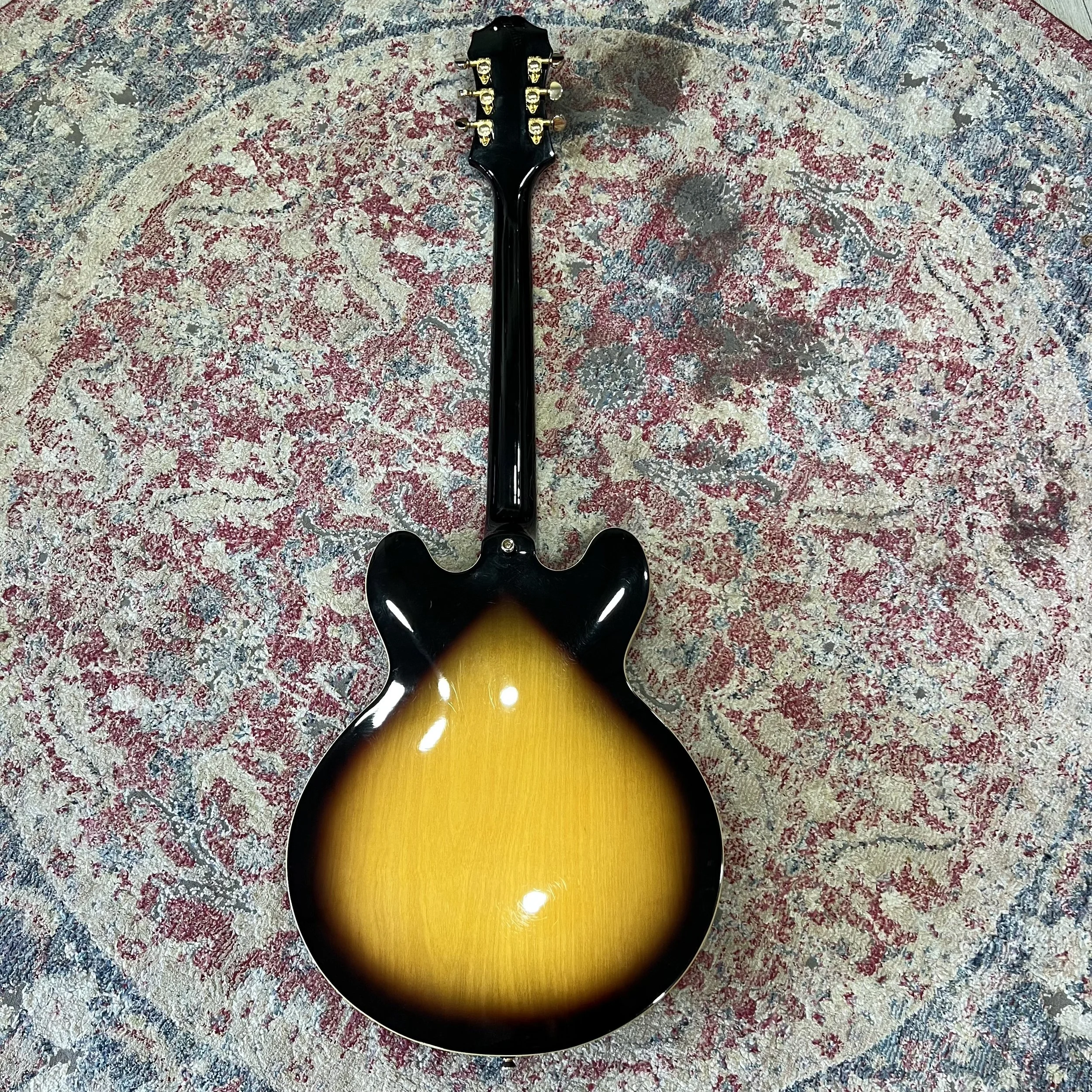 EpiphoneSheratonProIIVintageSunburst_08.jpeg