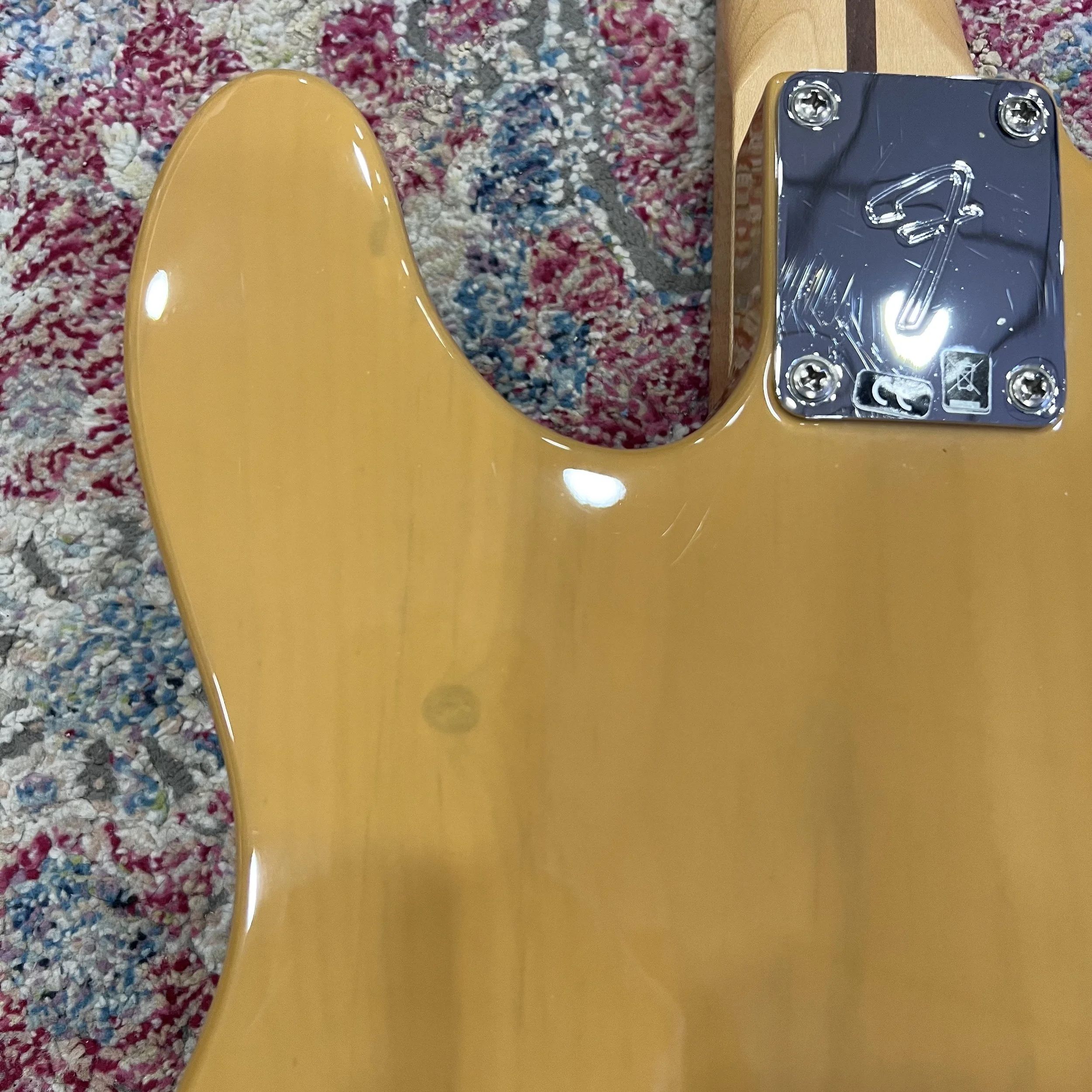 FenderPlayerTelecasterButterscotchBlonde_09.jpeg