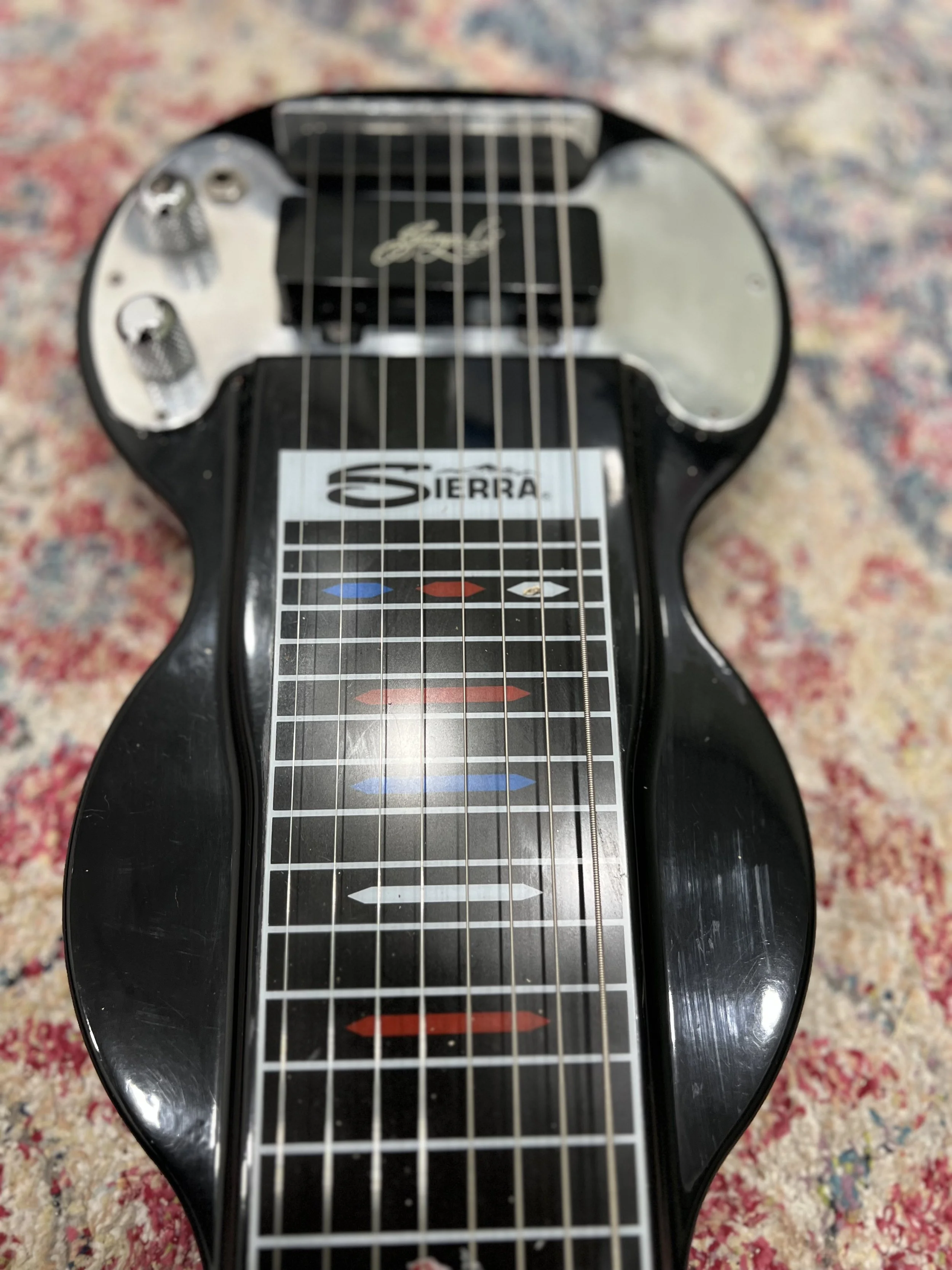 Sierra8stringlapsteelelectricguitar03.jpeg