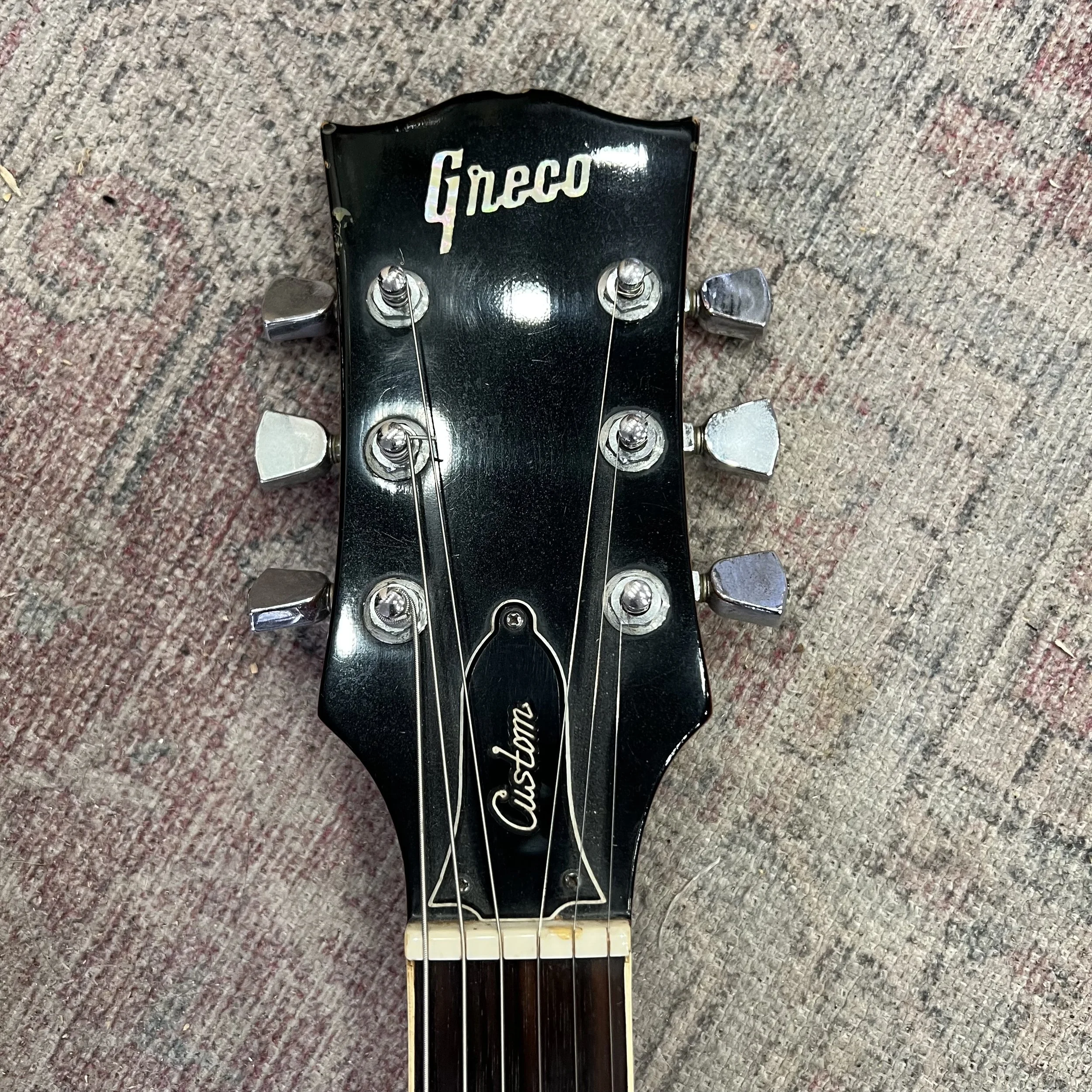 Greco-Custom-Electric-Guitar-CherrySunburst-07.jpeg